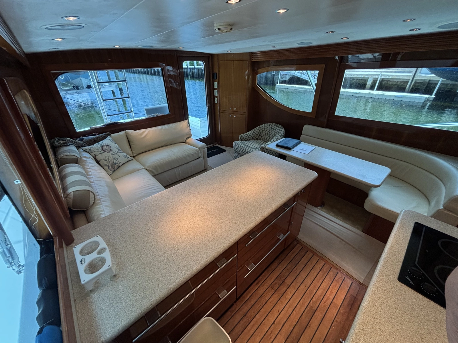 2005 Hatteras Convertible