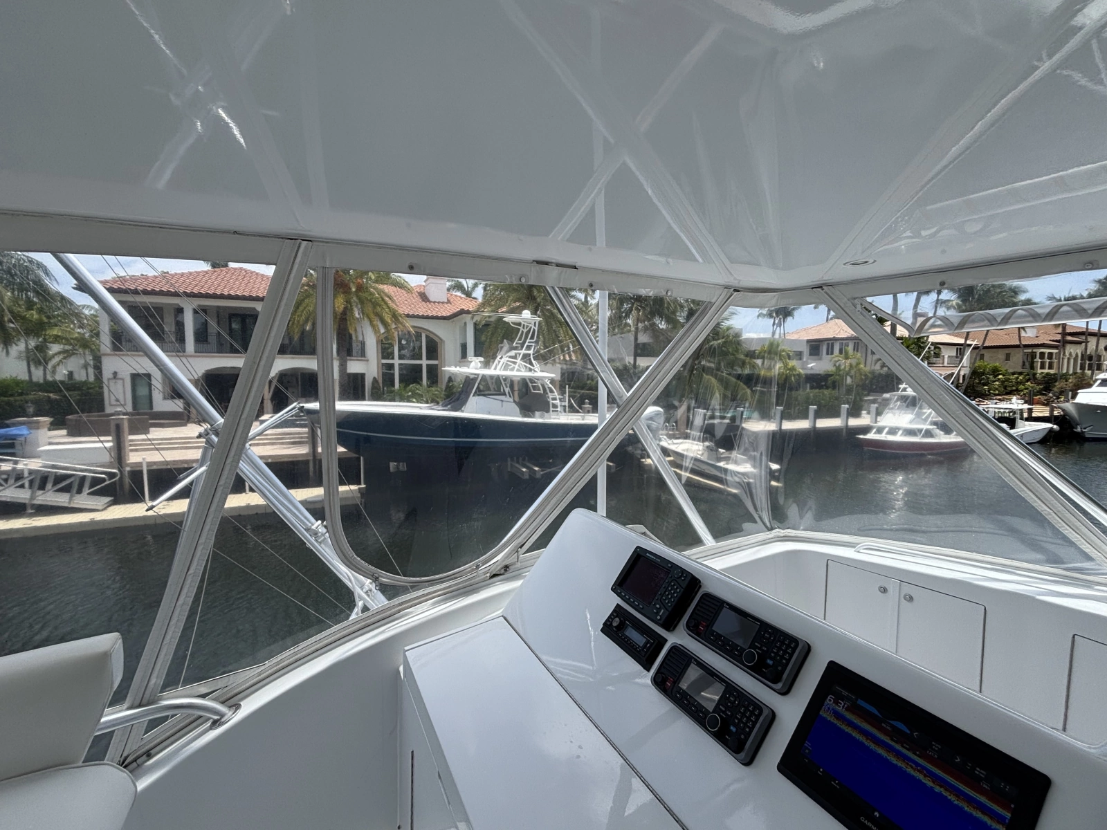 2005 Hatteras Convertible