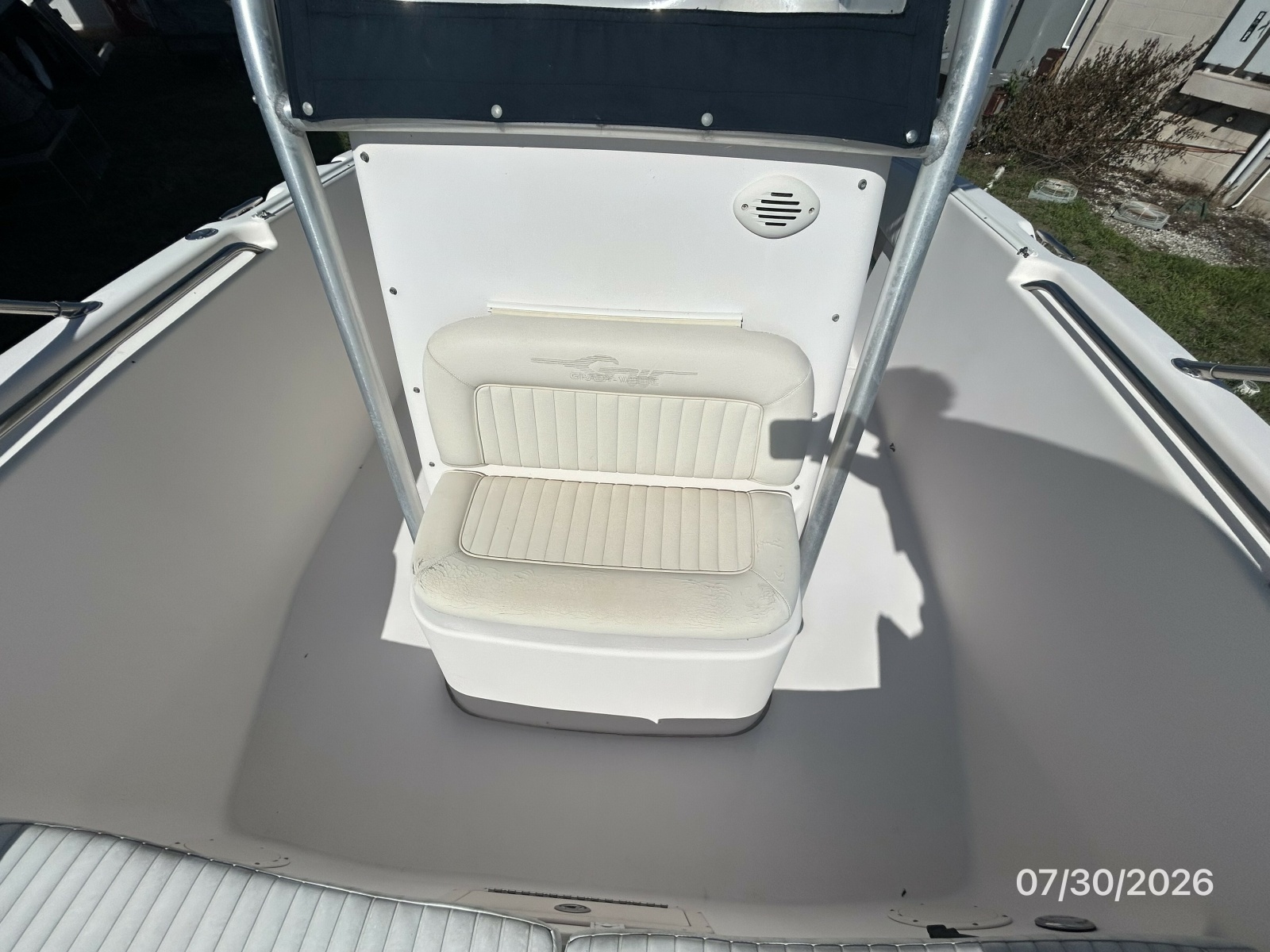 22' Grady-White fordeck aft seating