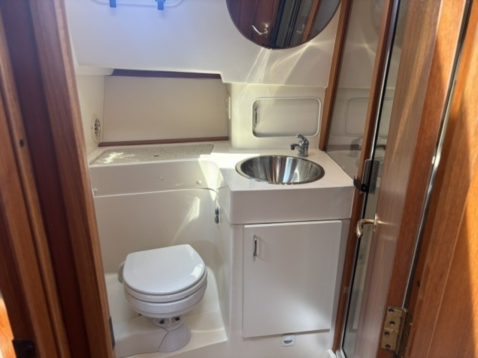 2001 Mainship 390