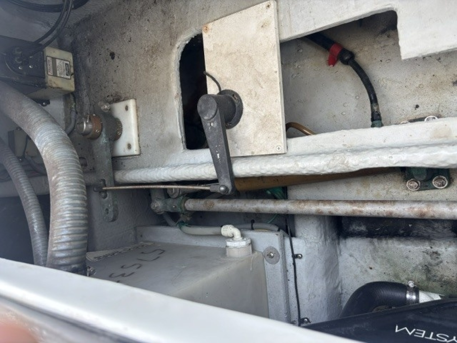 2001 Mainship 390
