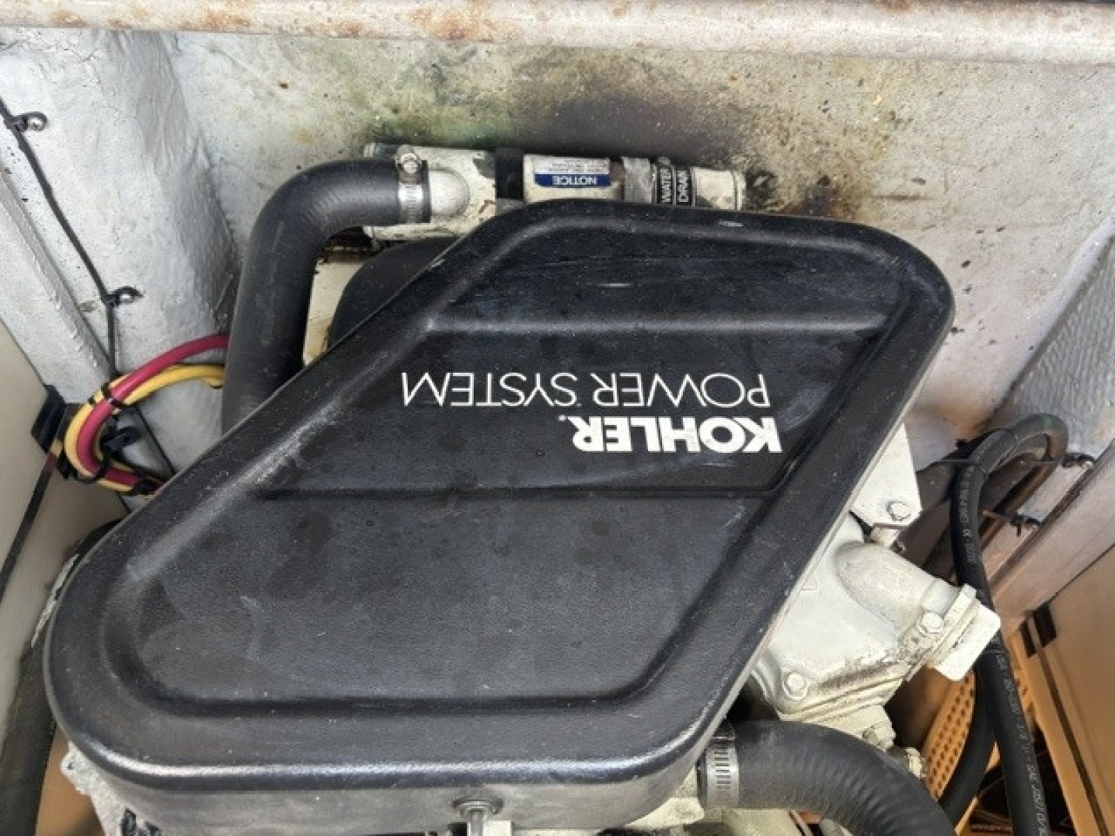 2001 Mainship 390