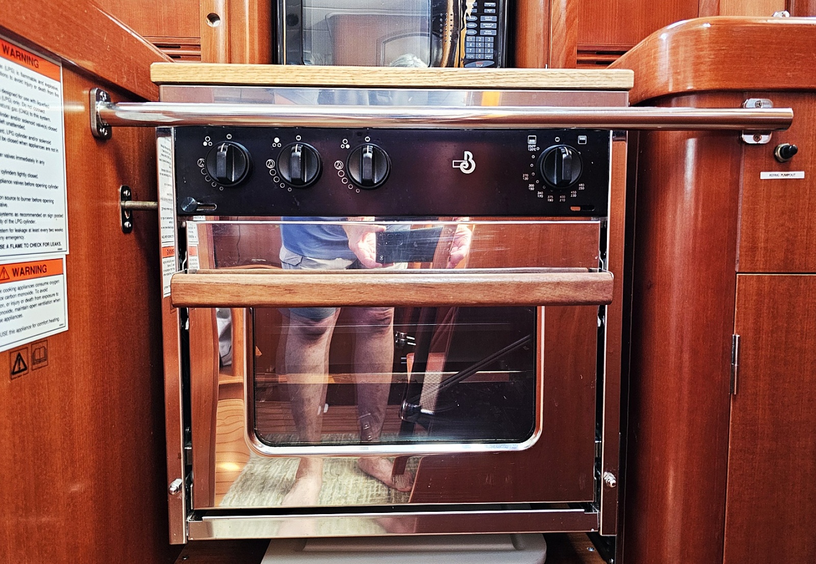 2006 Beneteau 423