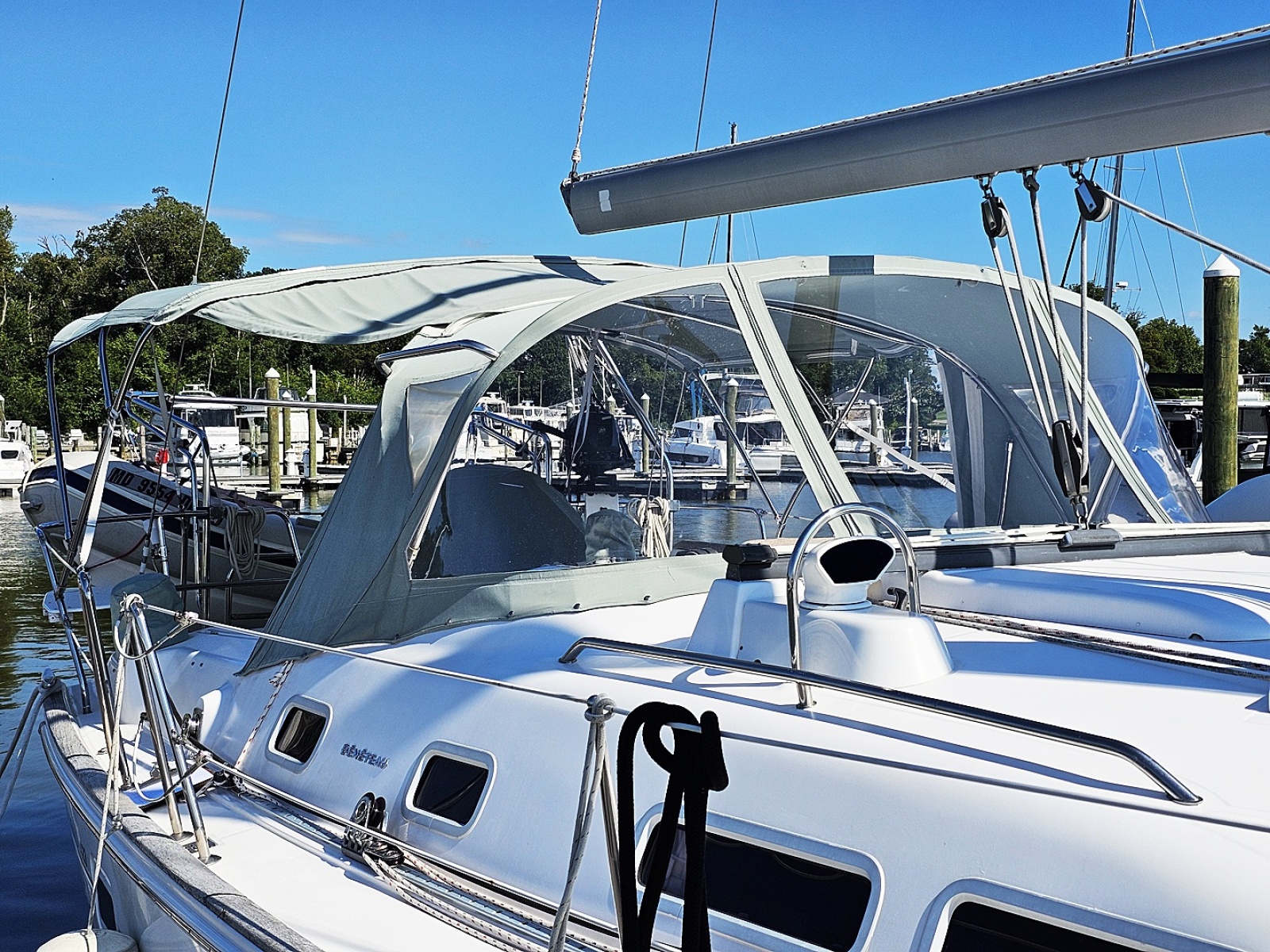 2006 Beneteau 423