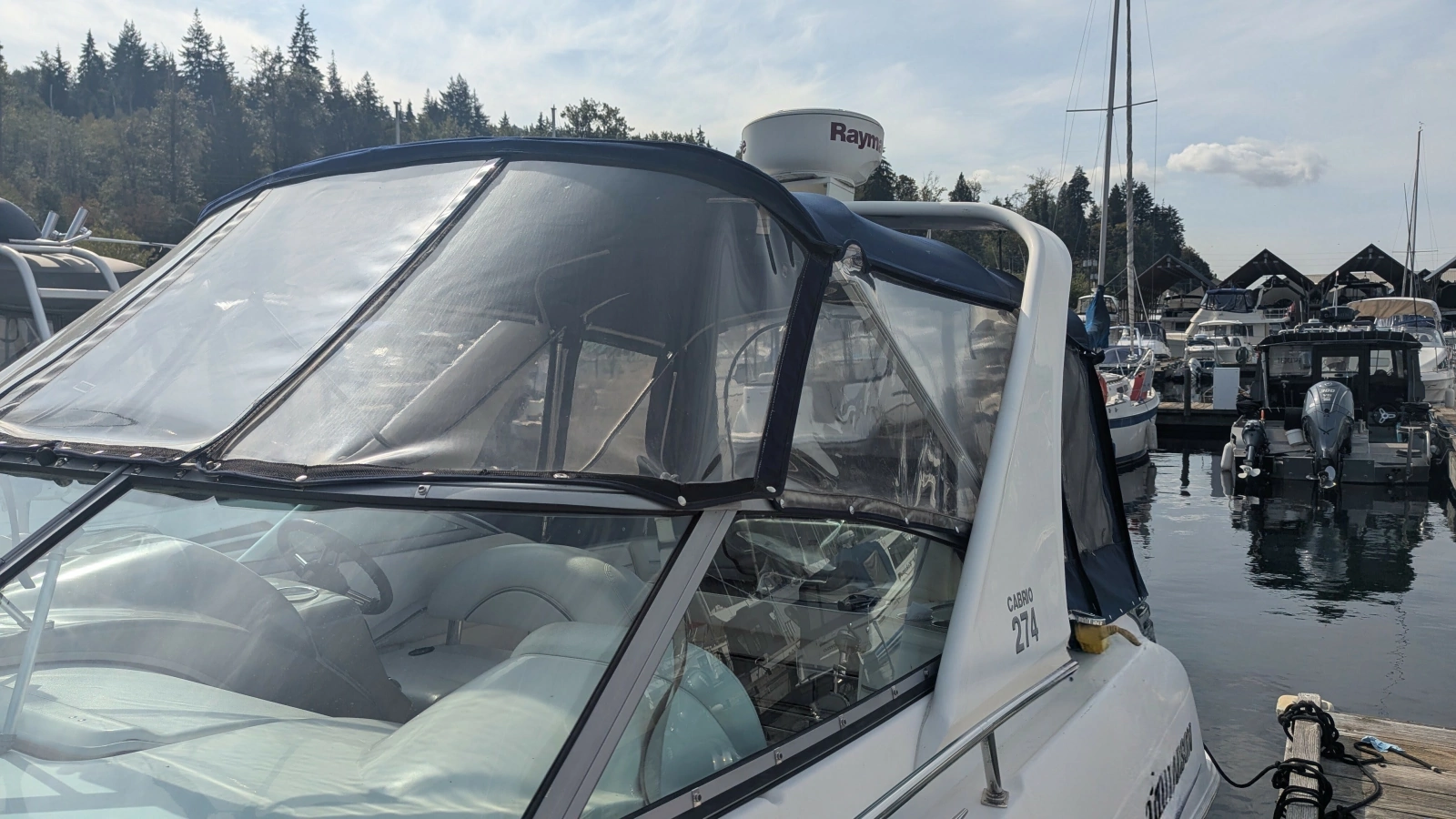 2010 Larson Cabrio 274