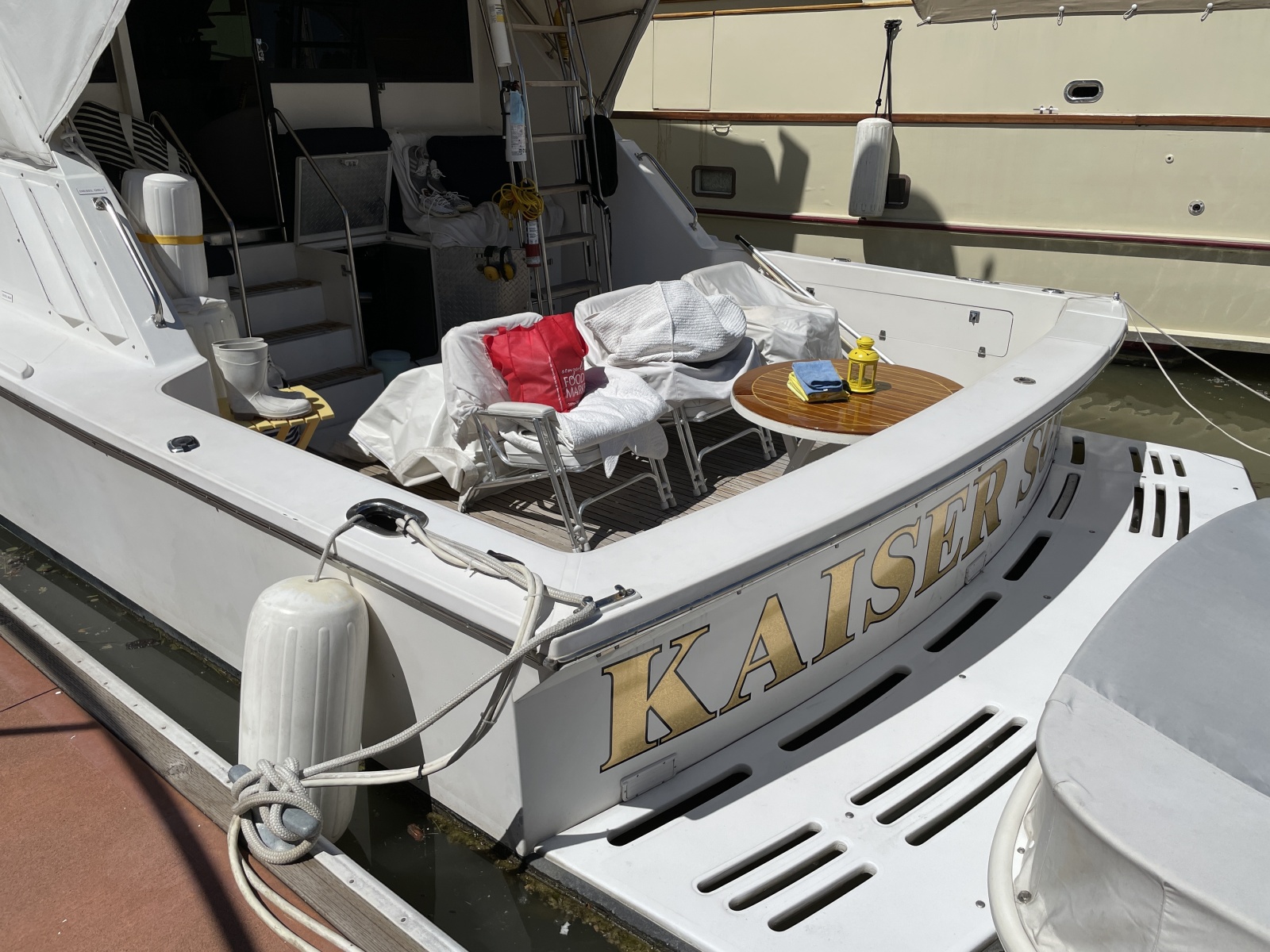 1990 Southern Cross 52