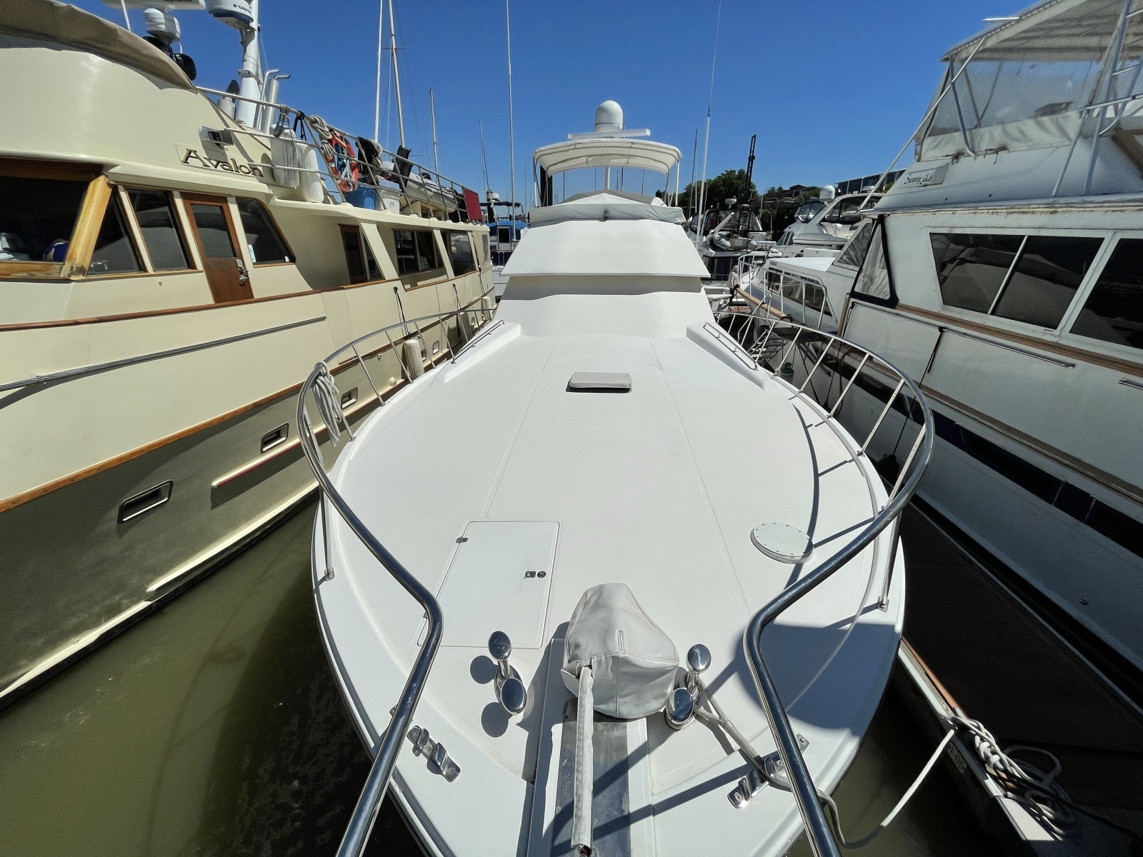 1990 Southern Cross 52