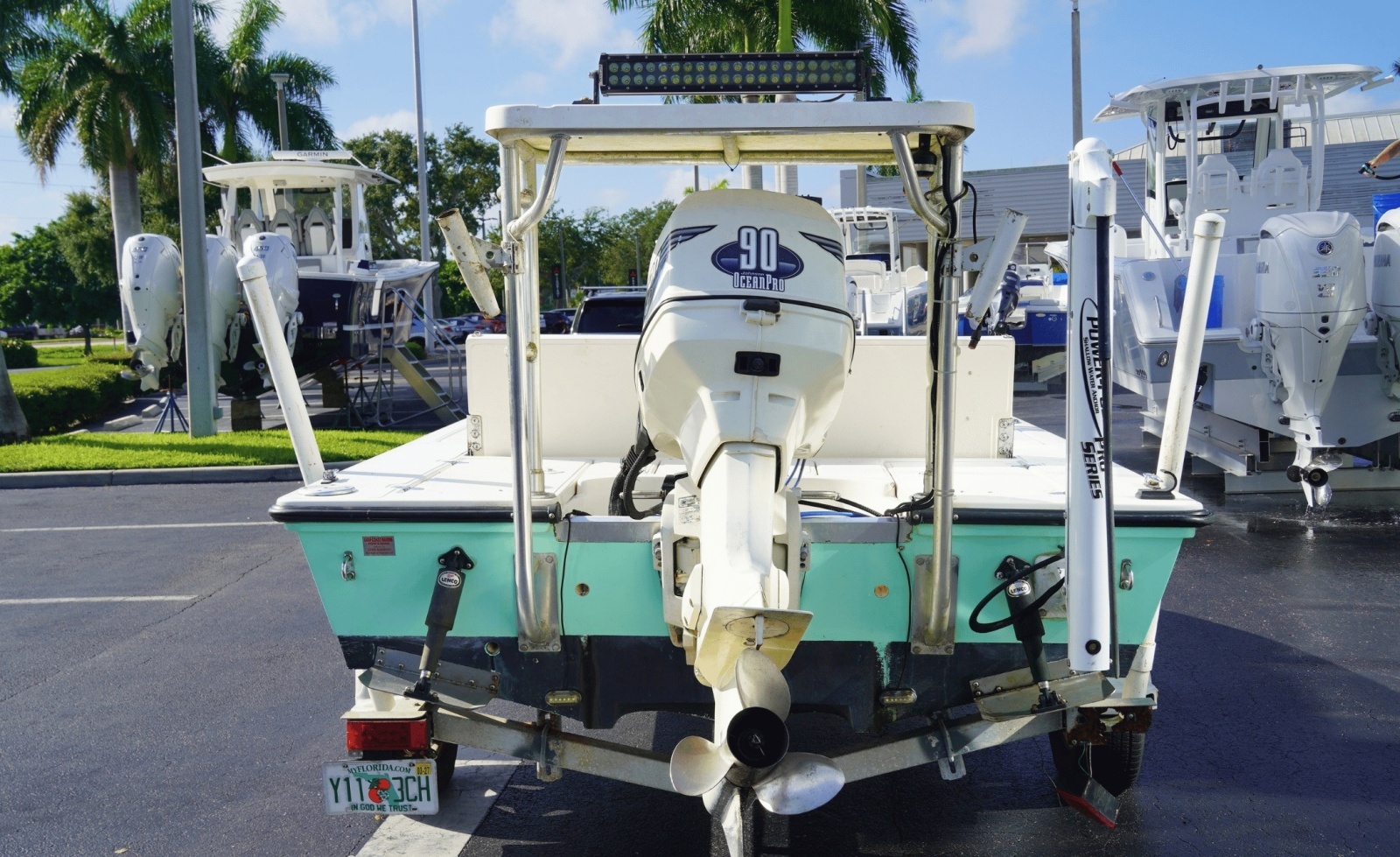 2001 Hewes Redfisher