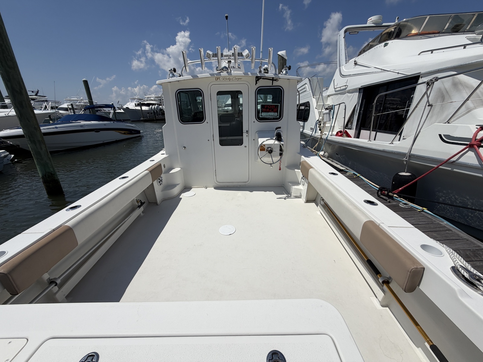 2019 Parker 2520 XLD Sport Cabin