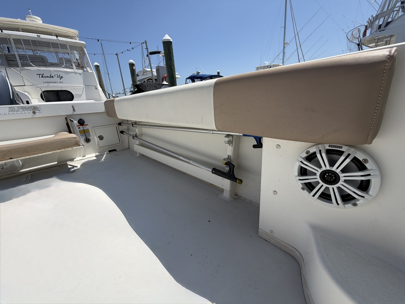 2019 Parker 2520 XLD Sport Cabin