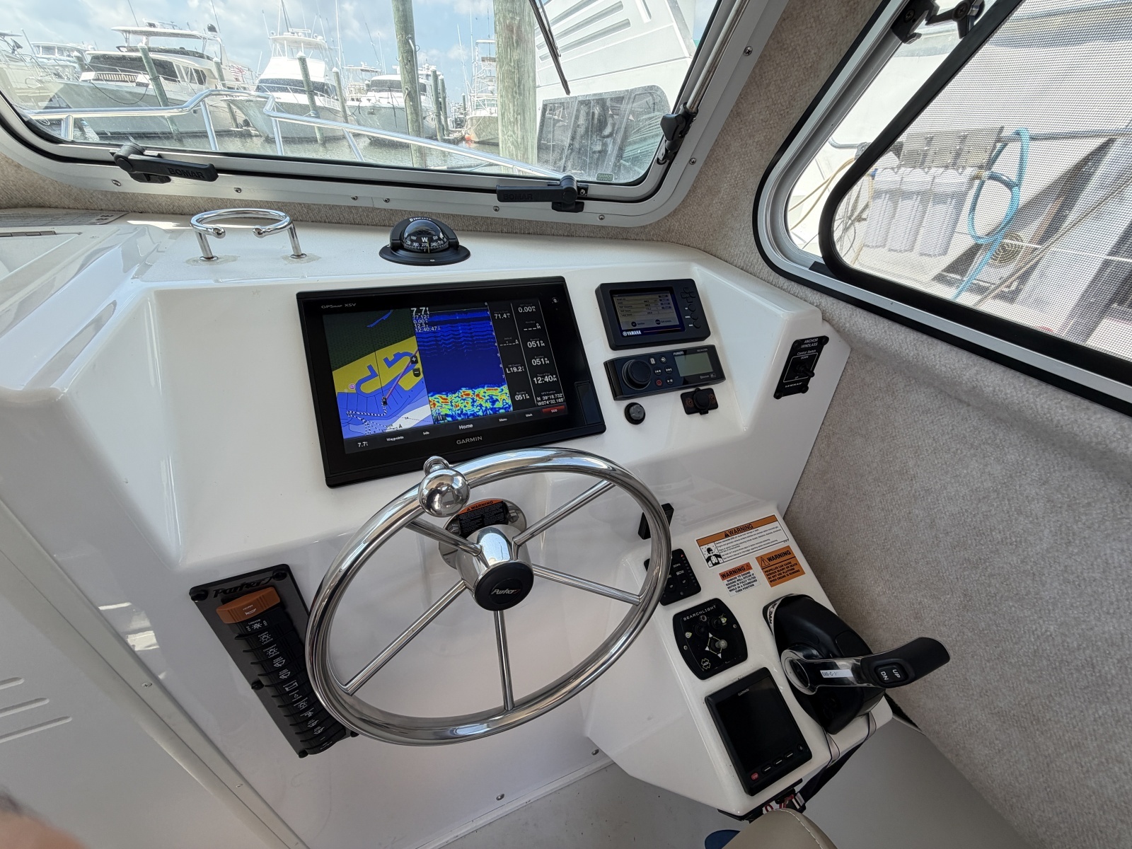 2019 Parker 2520 XLD Sport Cabin