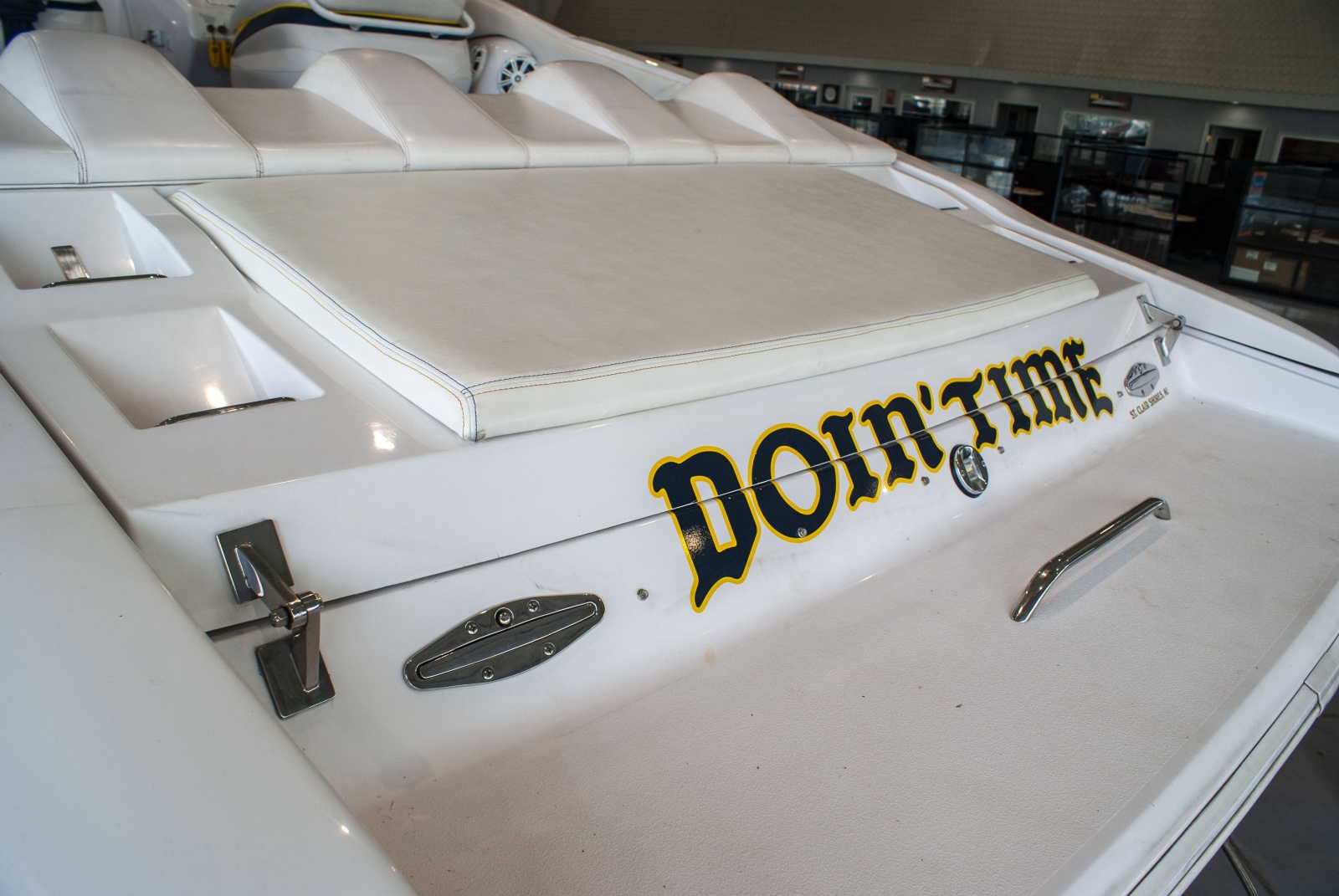 2004 Donzi 38 ZX