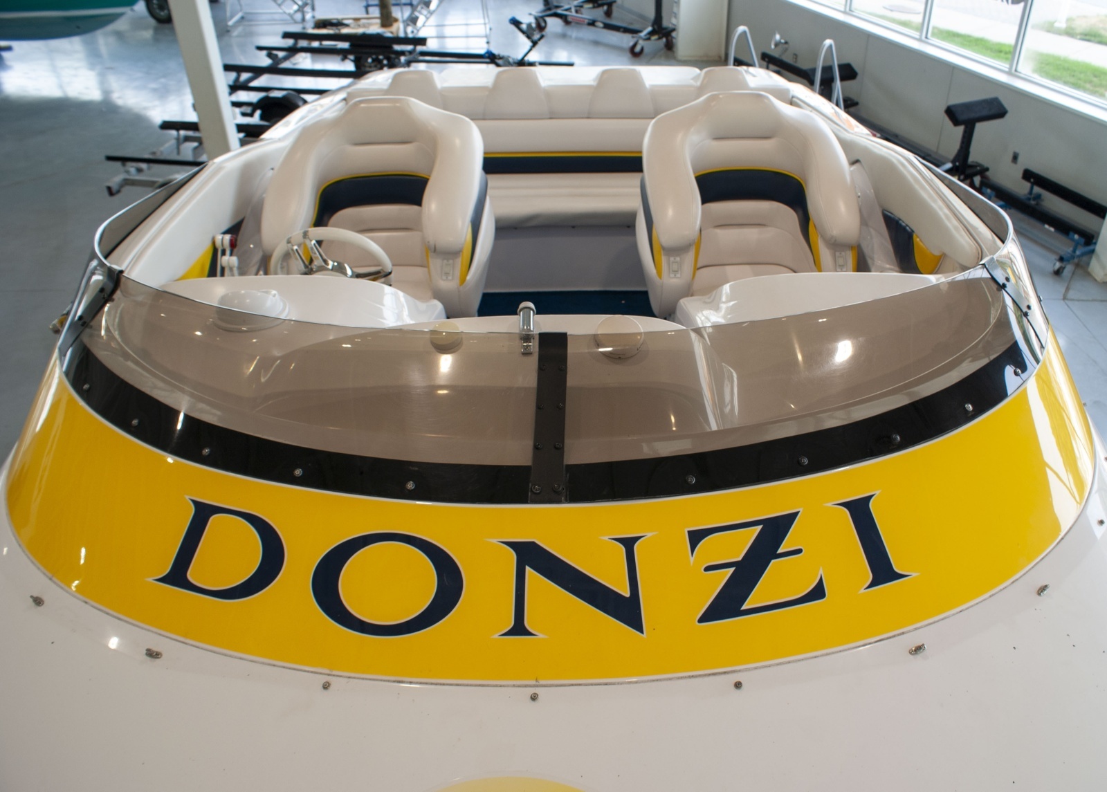 2004 Donzi 38 ZX