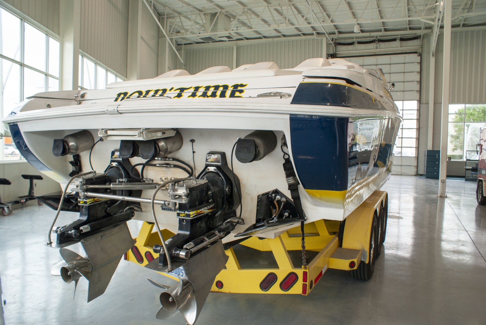 2004 Donzi 38 ZX