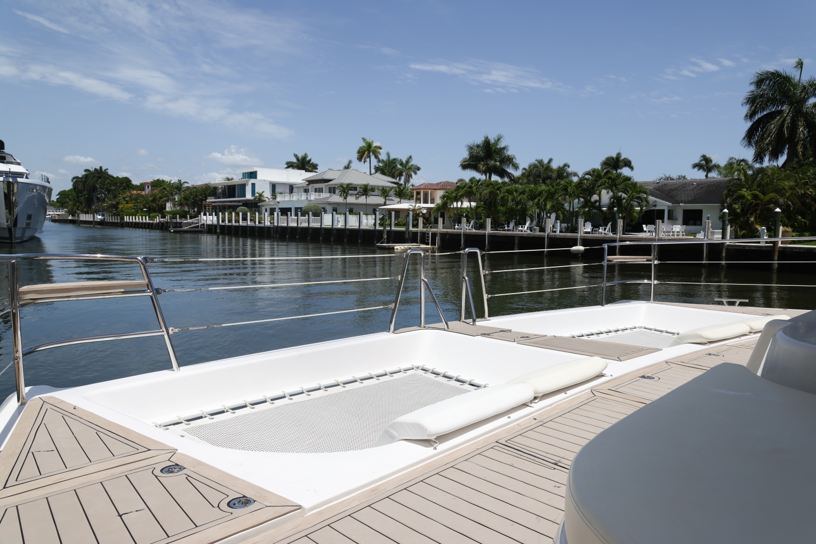 2019 Silent-Yachts 