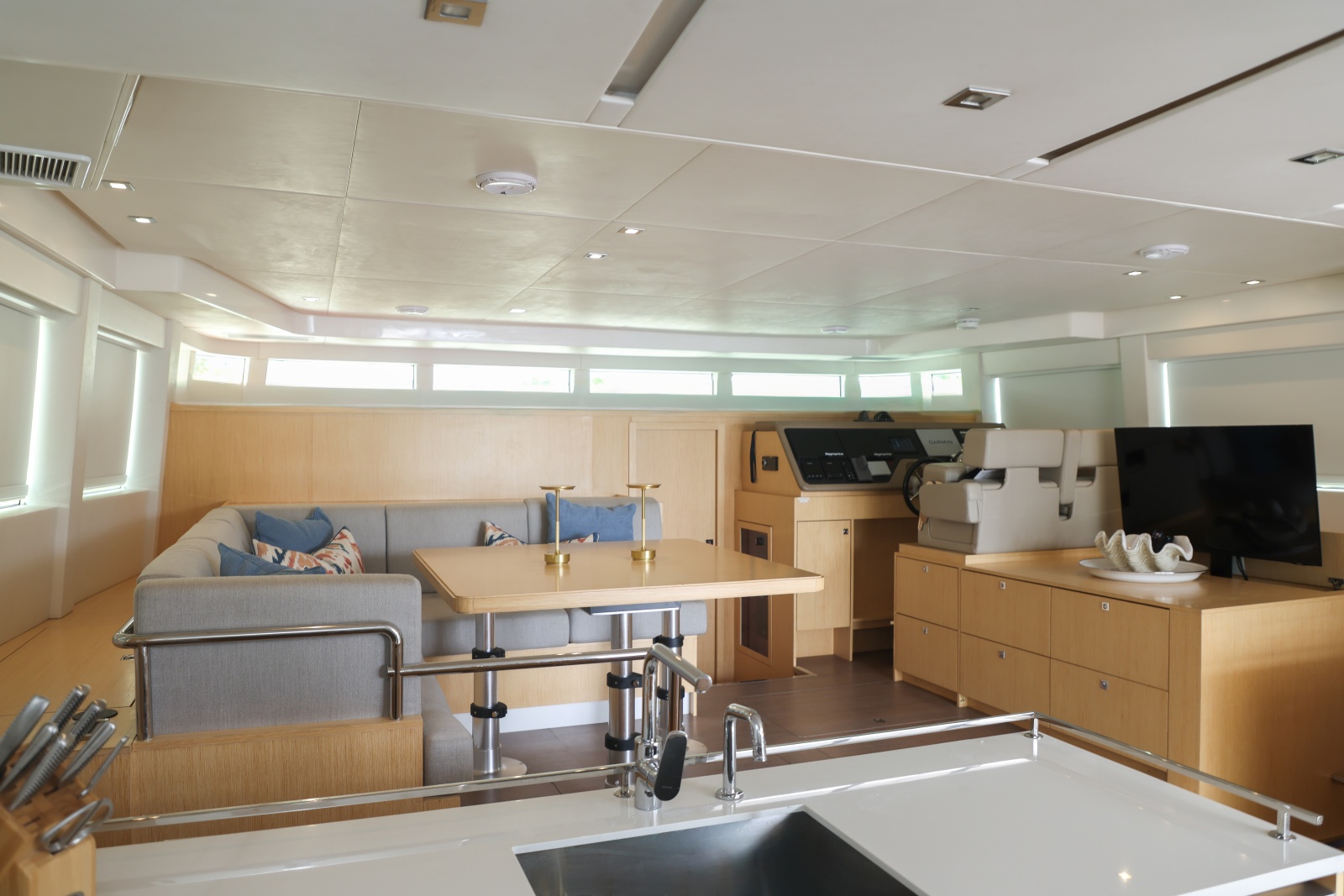 2019 Silent-Yachts 