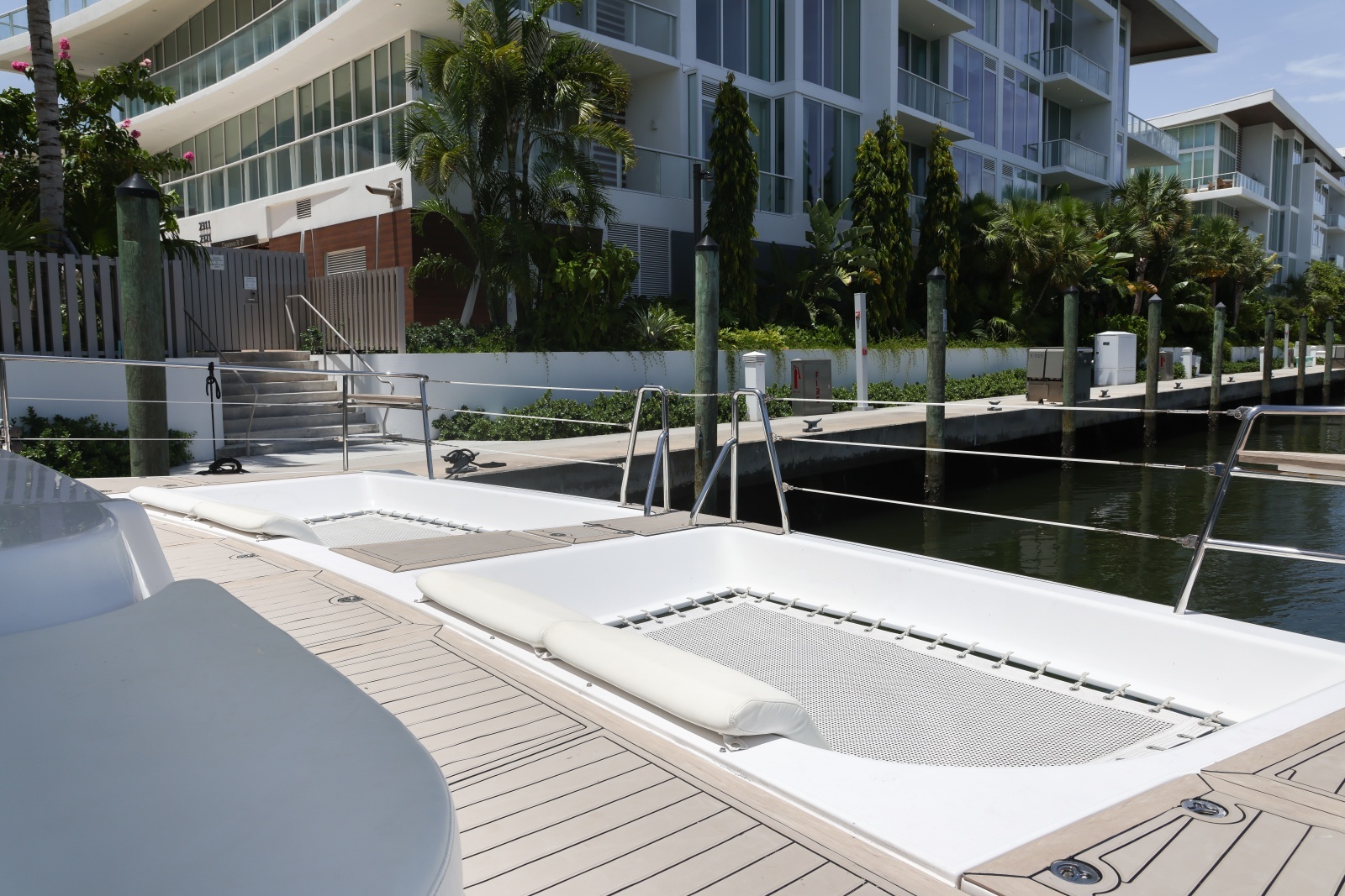 2019 Silent-Yachts 