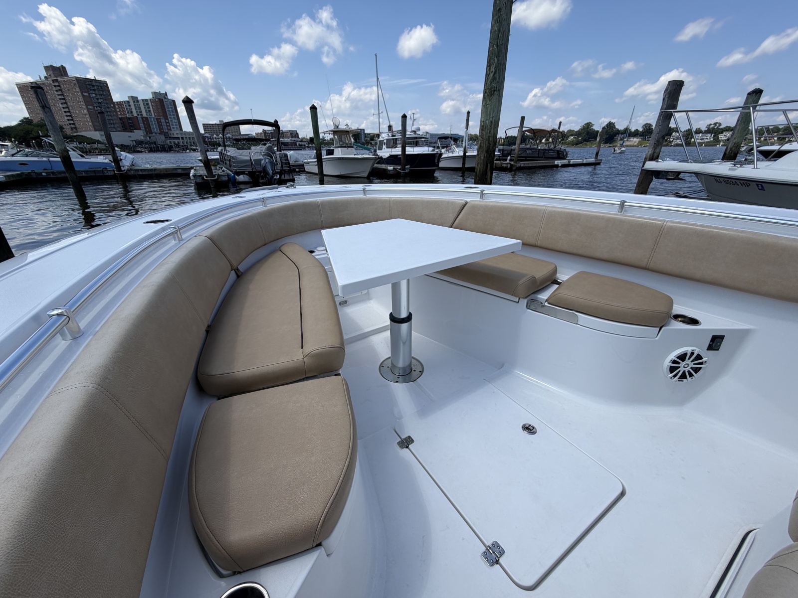 2018 Sportsman Open 312 Center Console