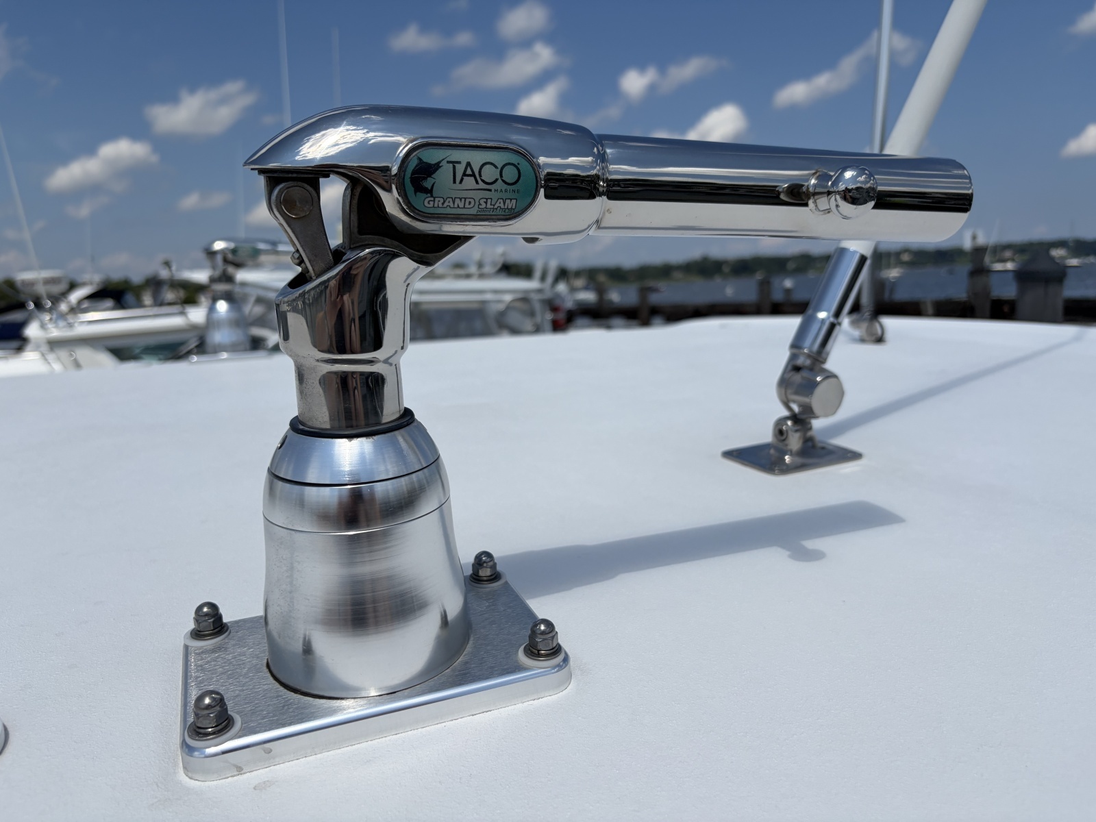 2018 Sportsman Open 312 Center Console