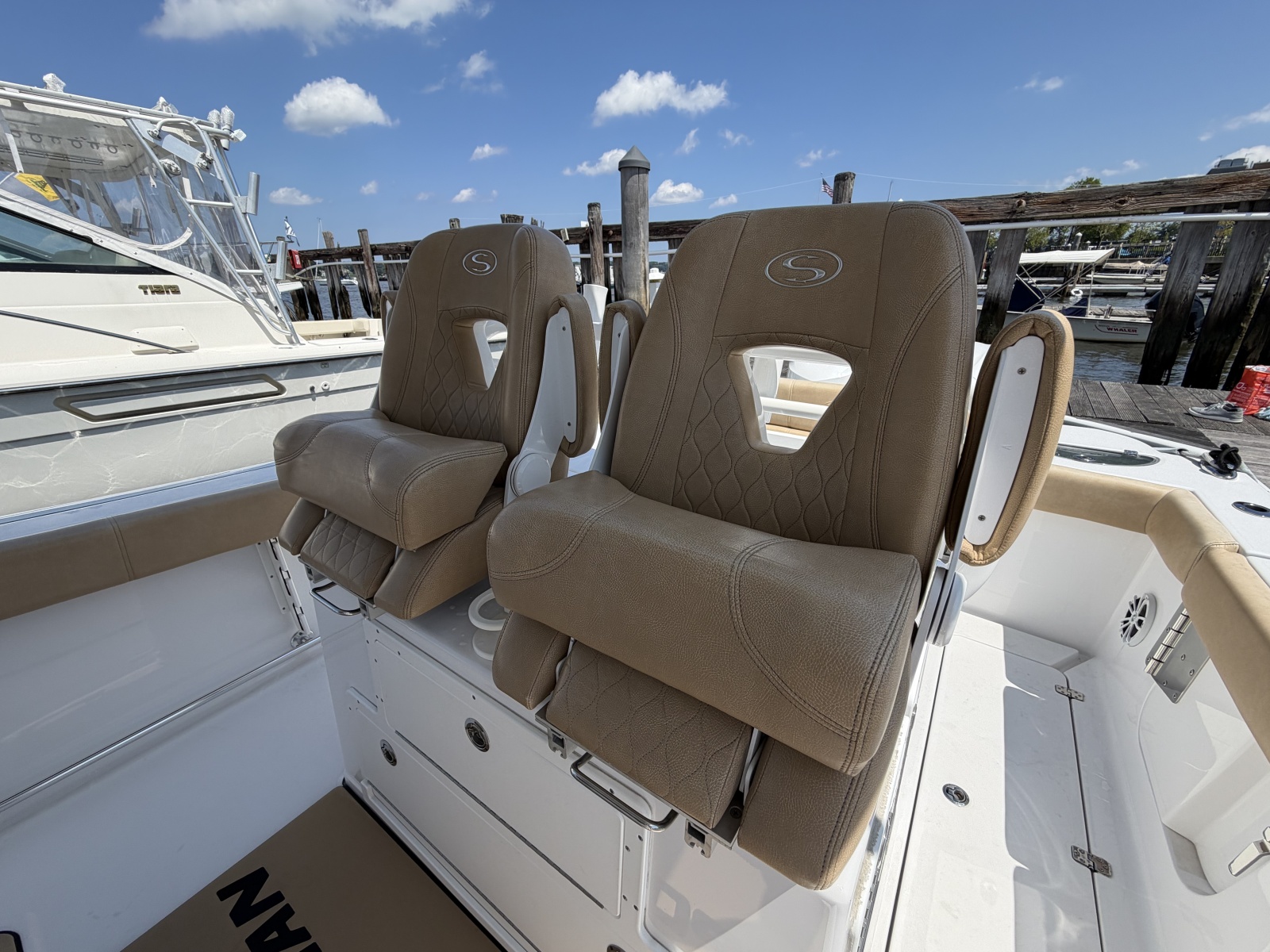 2018 Sportsman Open 312 Center Console