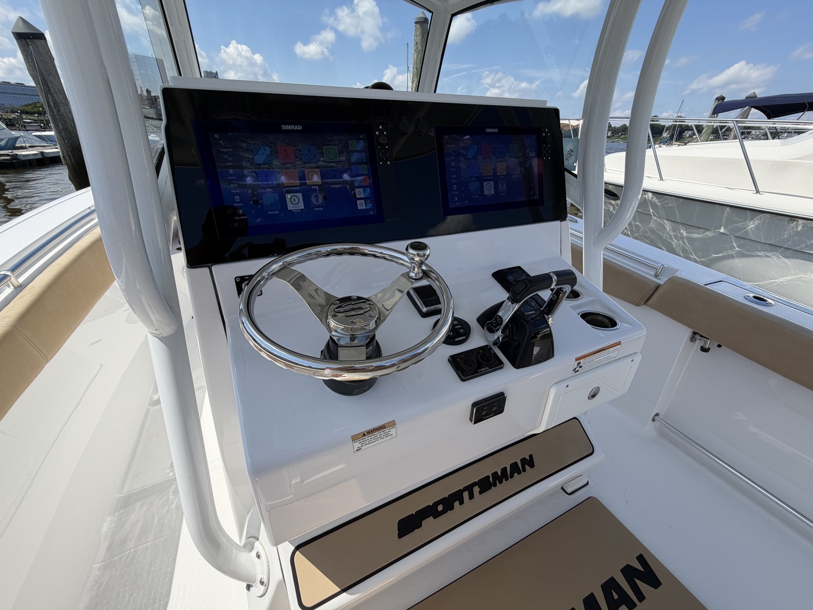 2018 Sportsman Open 312 Center Console