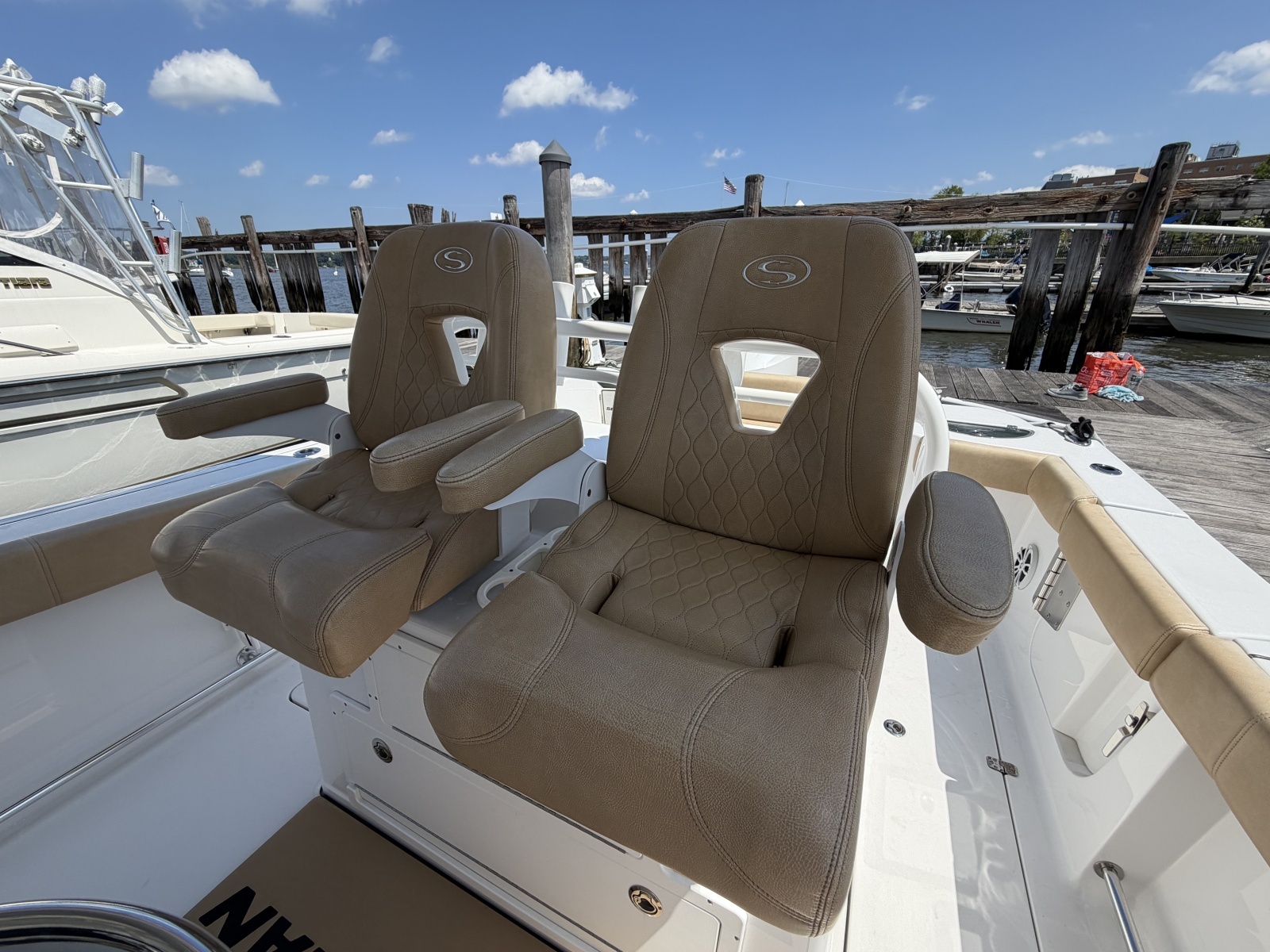 2018 Sportsman Open 312 Center Console