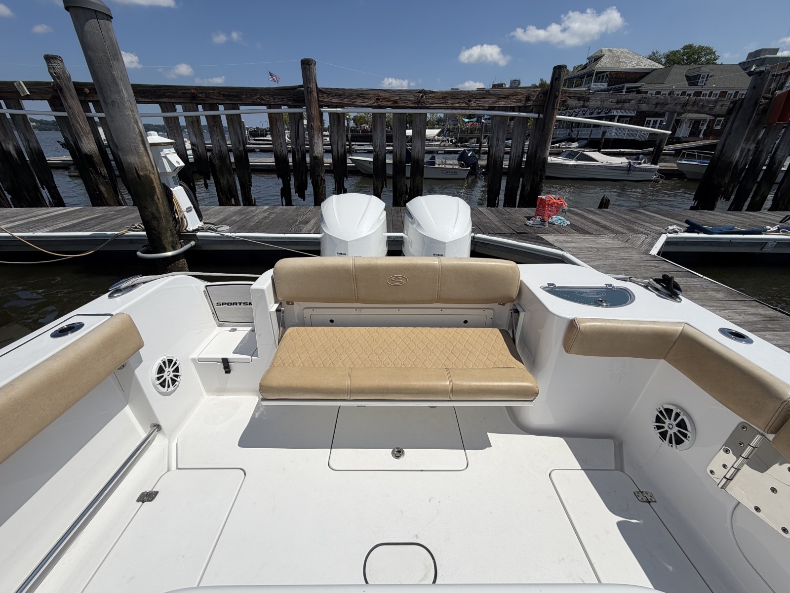 2018 Sportsman Open 312 Center Console