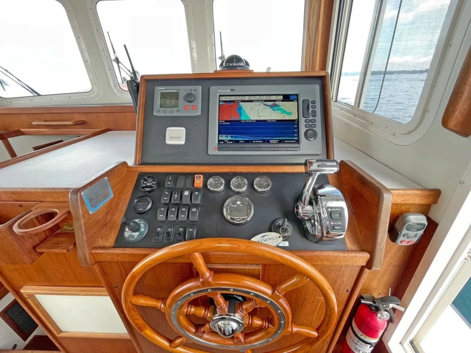 2010 Nordic Tugs 32/34 Pilothouse