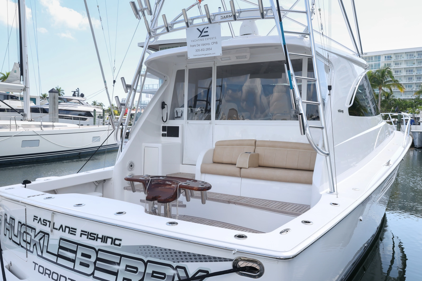 2020 Viking 44 Sport Coupe