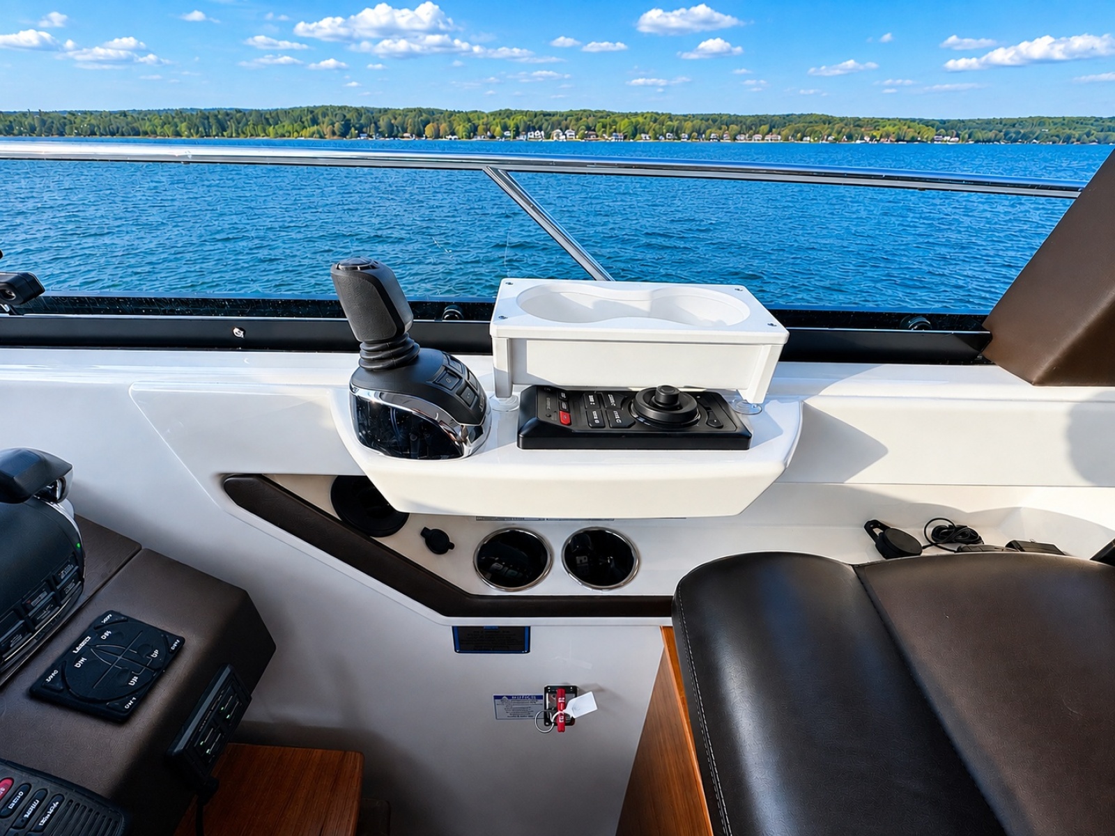 2016 Tiara Yachts 44 Coupe