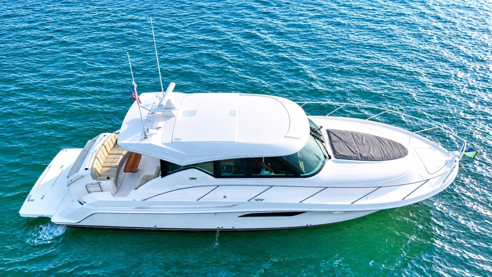 2016 Tiara Yachts 44 Coupe