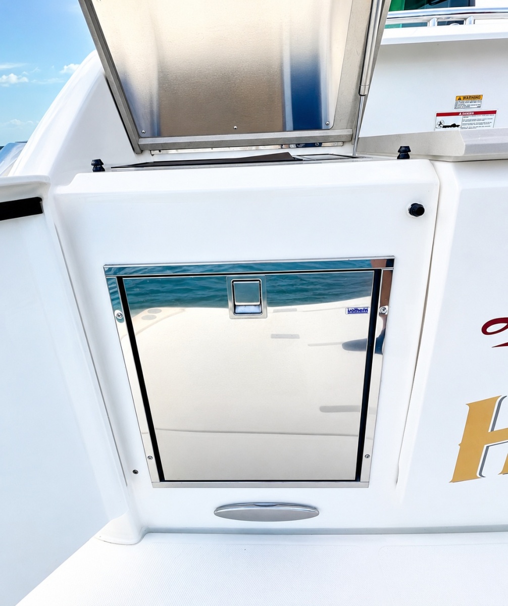 2016 Tiara Yachts 44 Coupe