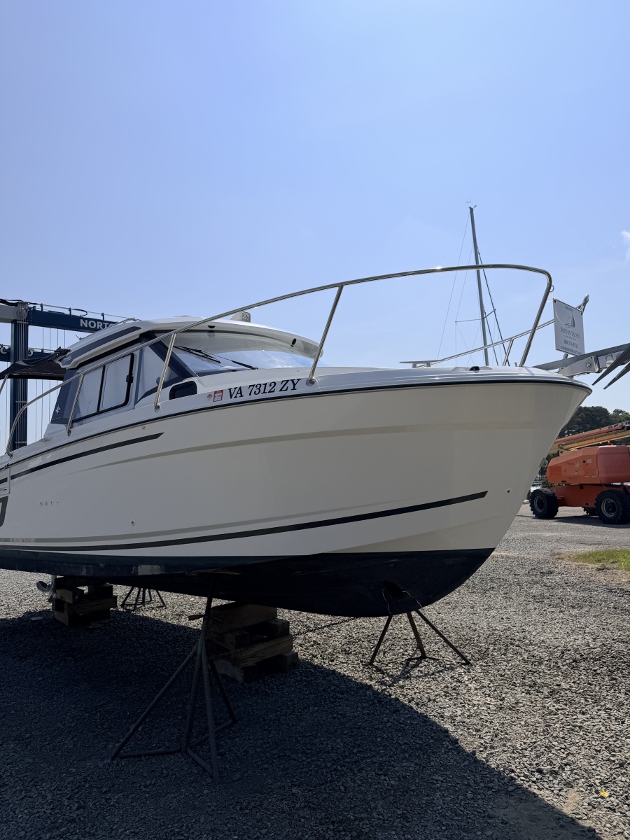 2022 Jeanneau NC 795