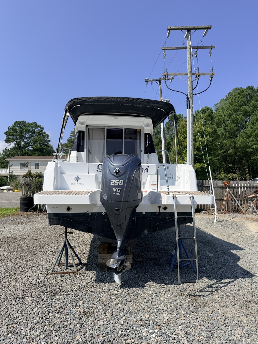 2022 Jeanneau NC 795