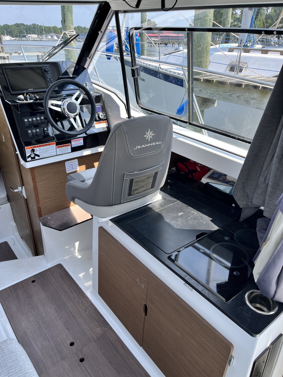 2022 Jeanneau NC 795