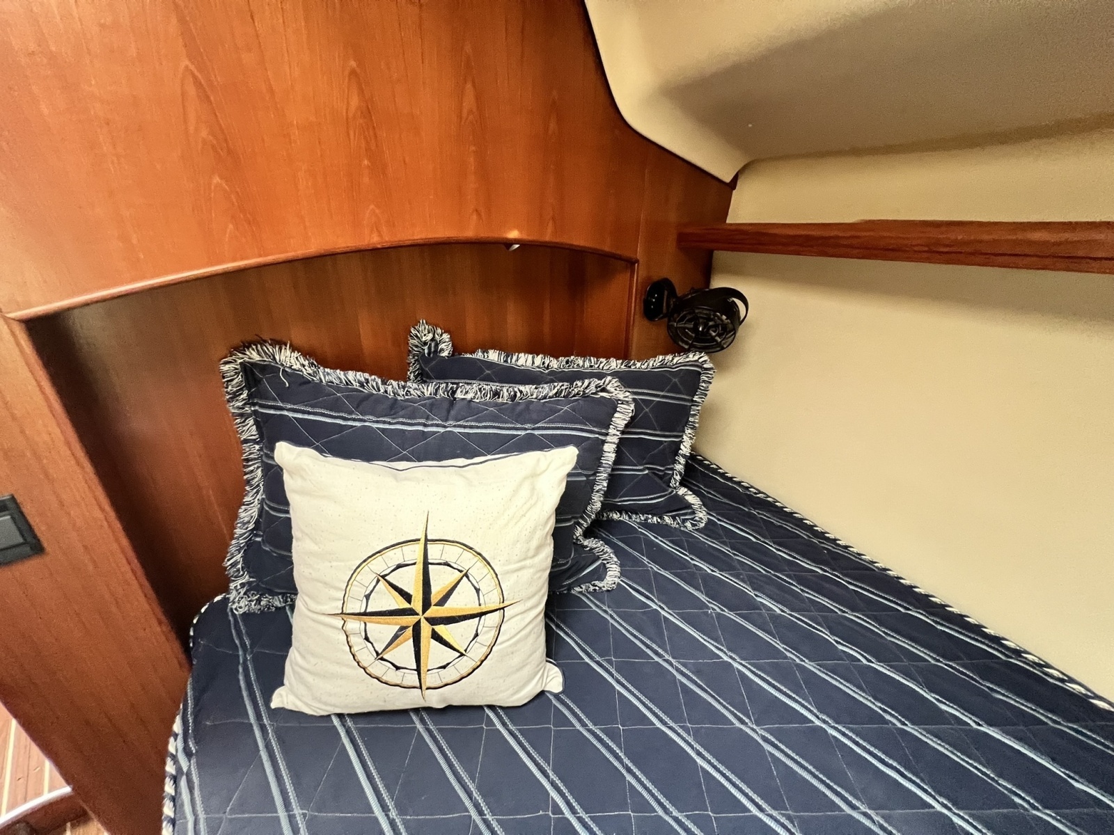 2007 Hunter 41 Deck Salon