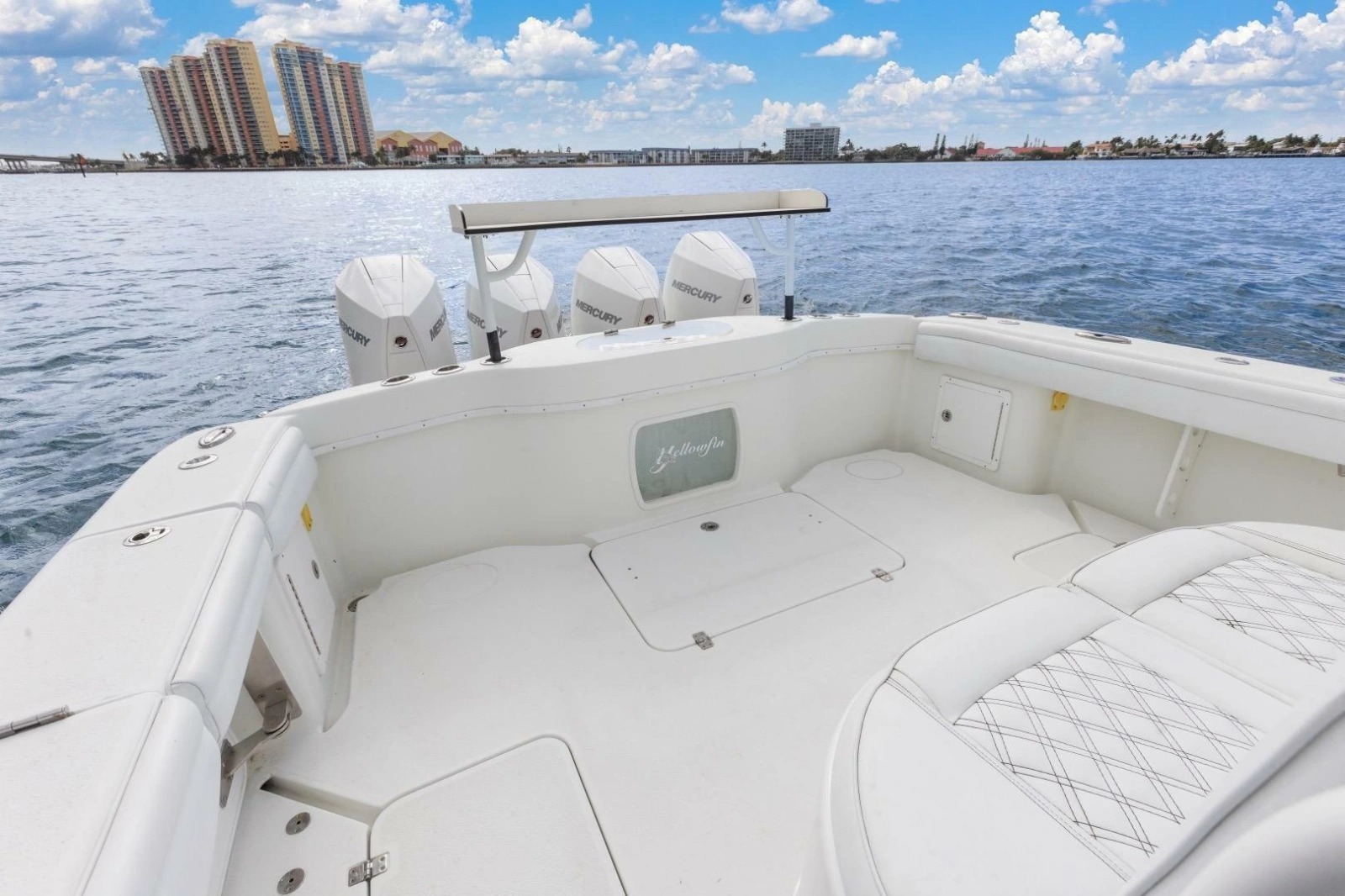 2015 Yellowfin 39 Offshore