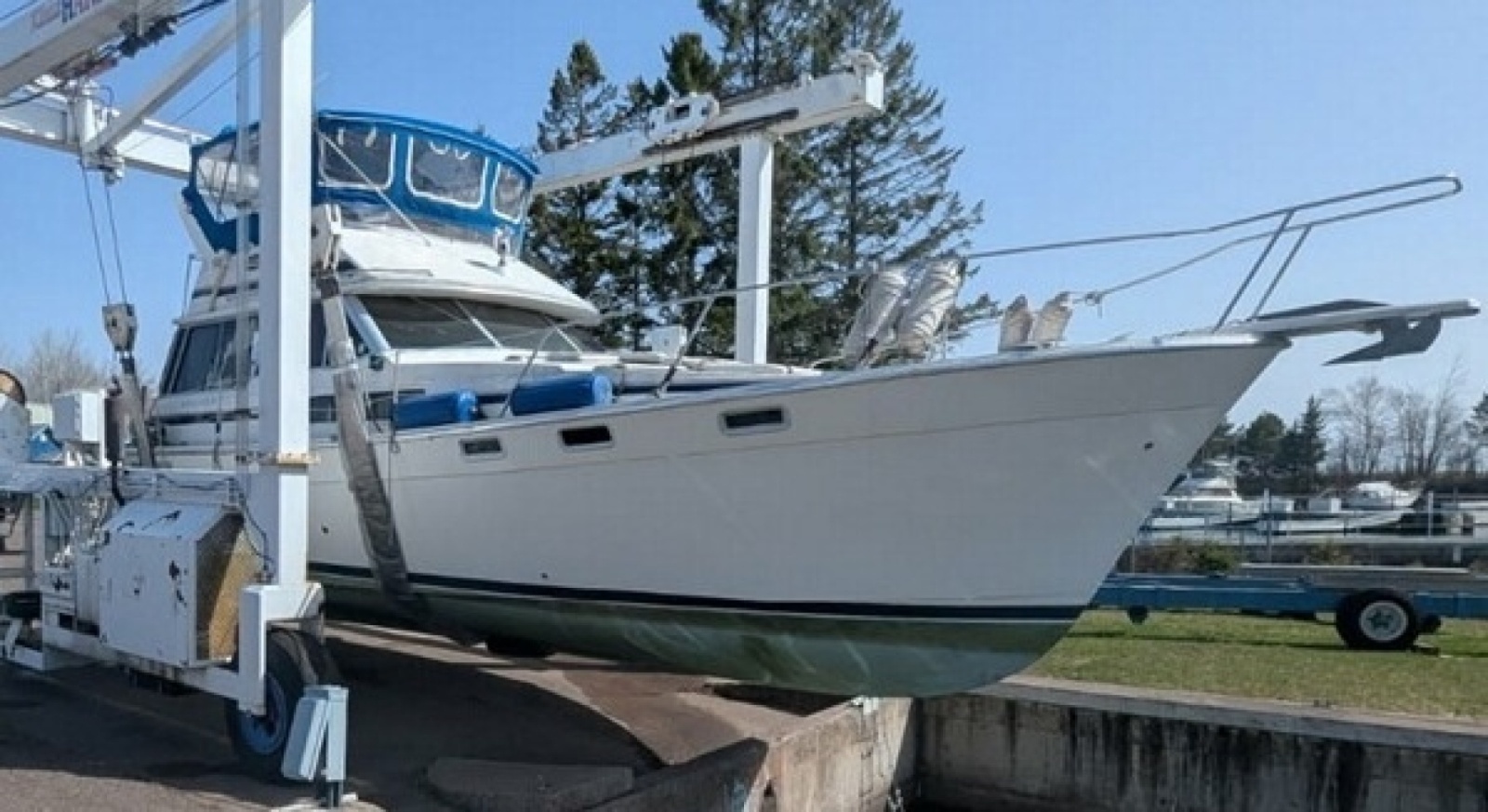 1986 Bayliner 3870