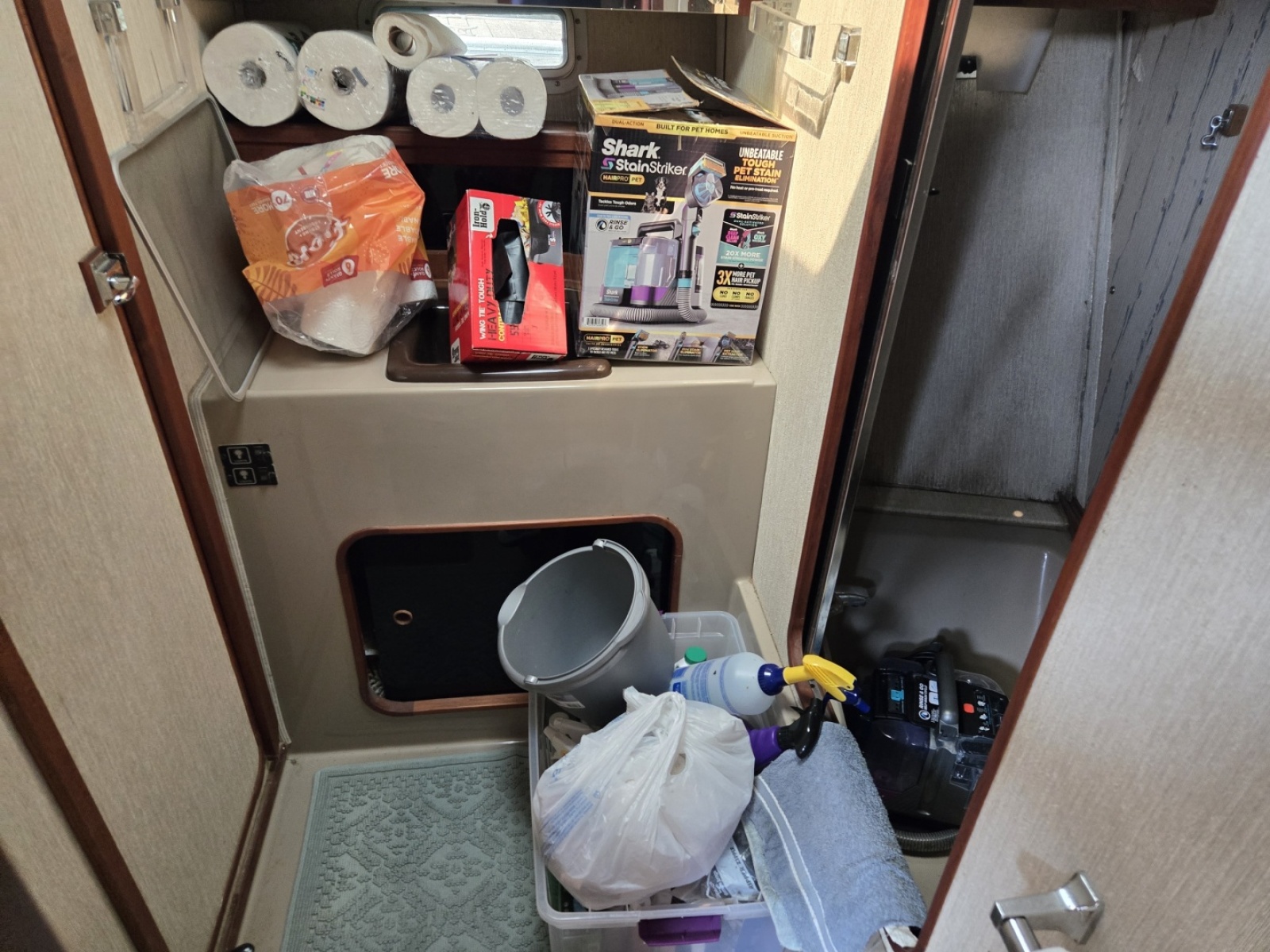 1986 Bayliner 3870