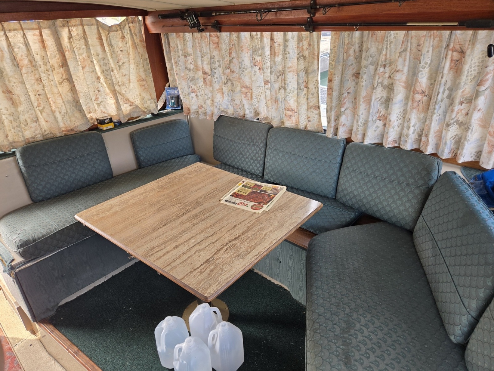 1986 Bayliner 3870