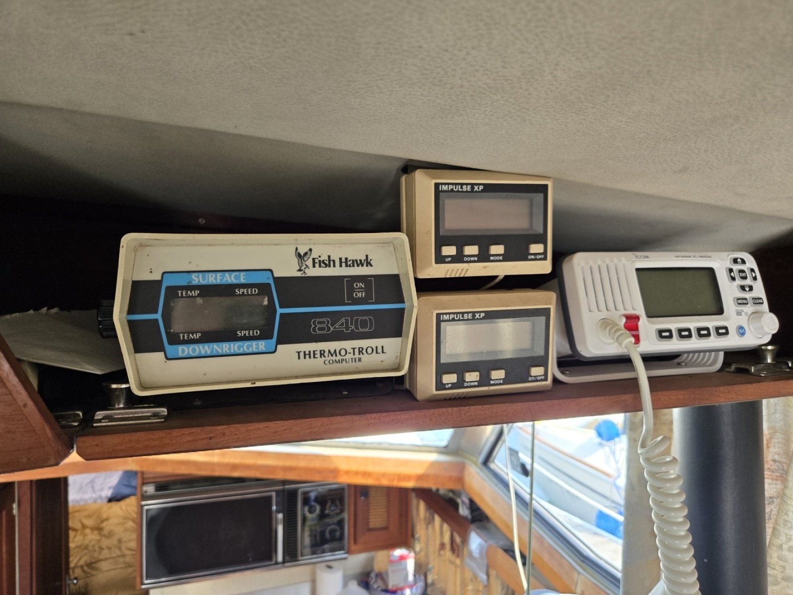 1986 Bayliner 3870