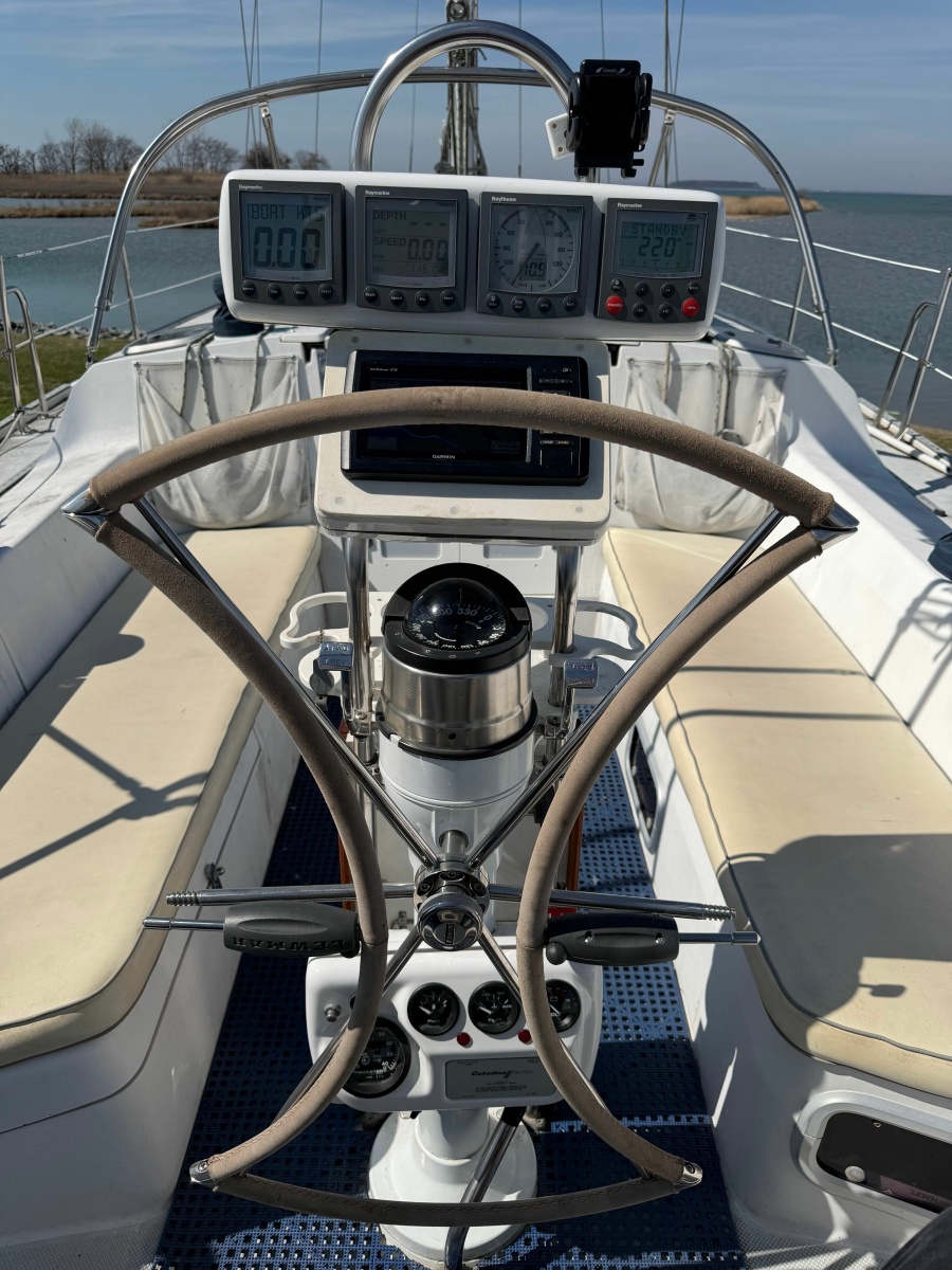 1995 Catalina 36 Mk II