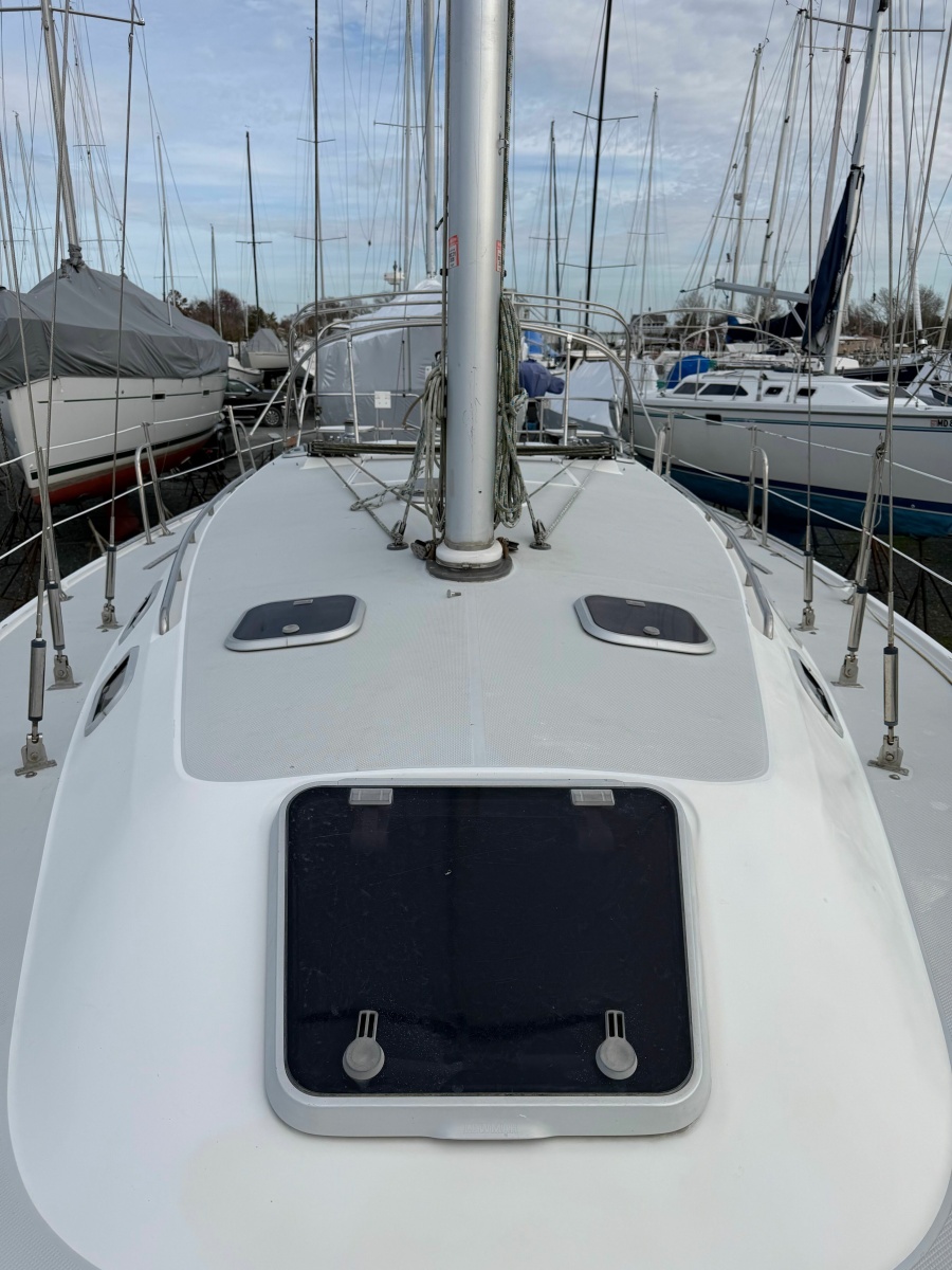 1995 Catalina 36 Mk II