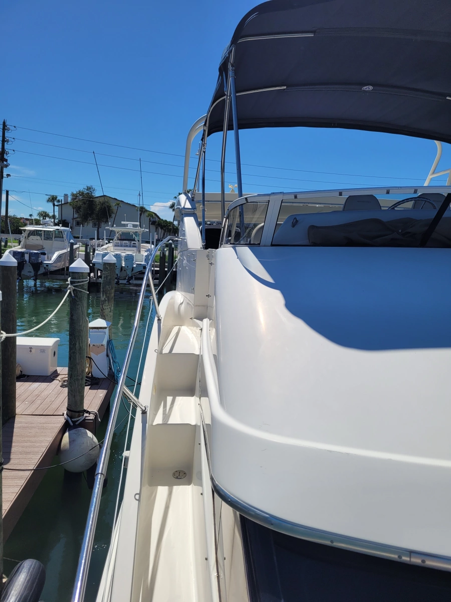 2008 Silverton 35 MY