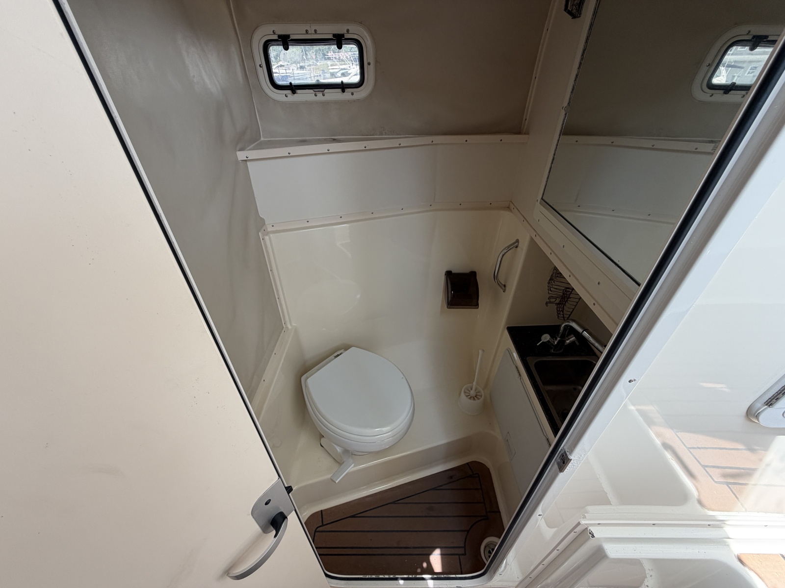 2009 Parker 3420 XLD Sport Cabin