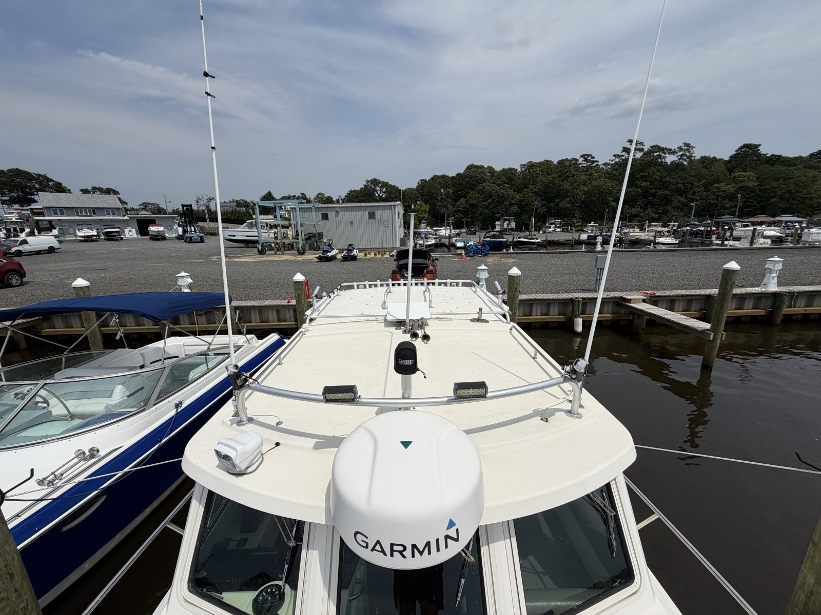 2009 Parker 3420 XLD Sport Cabin