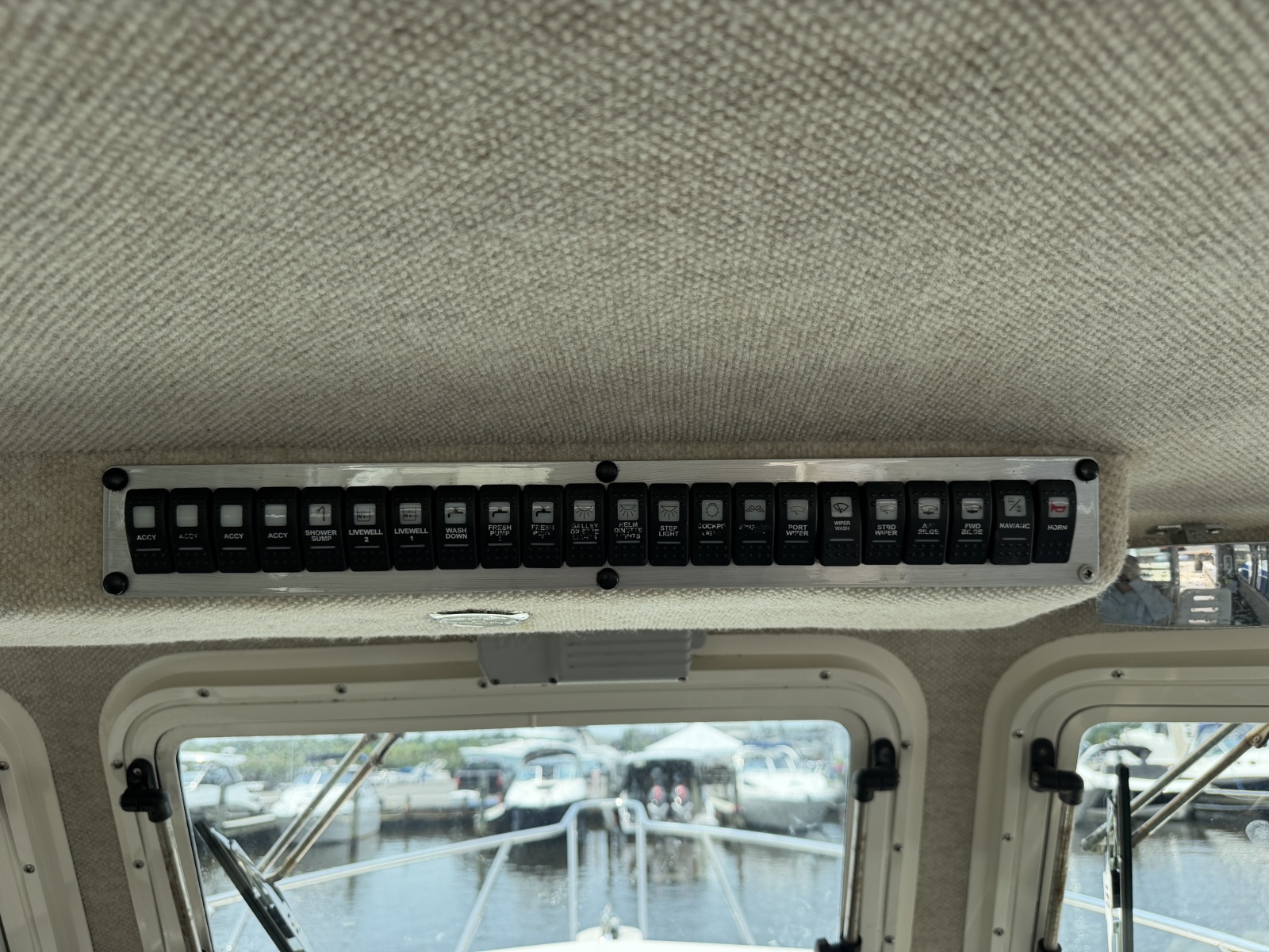 2009 Parker 3420 XLD Sport Cabin