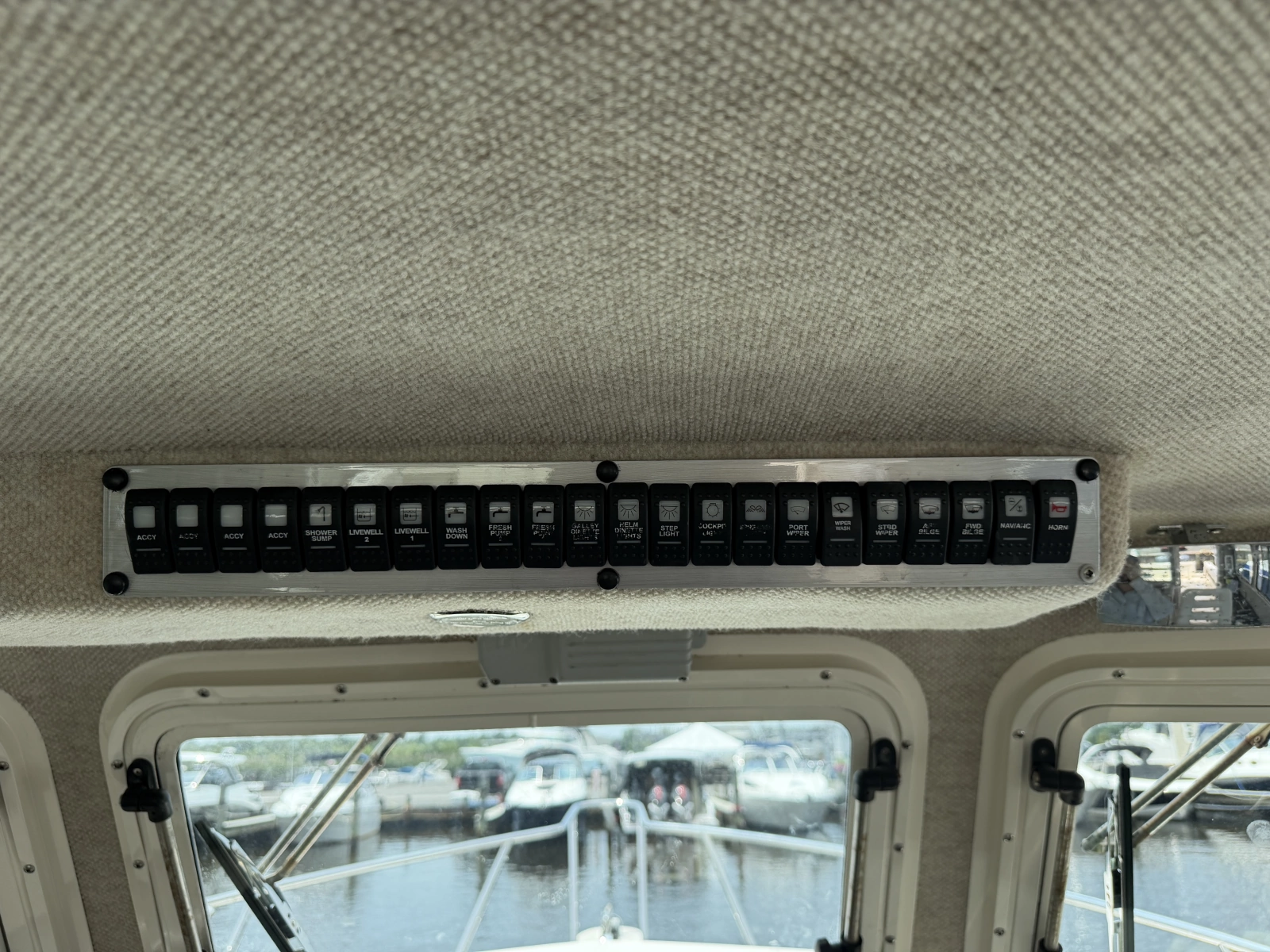 2009 Parker 3420 XLD Sport Cabin