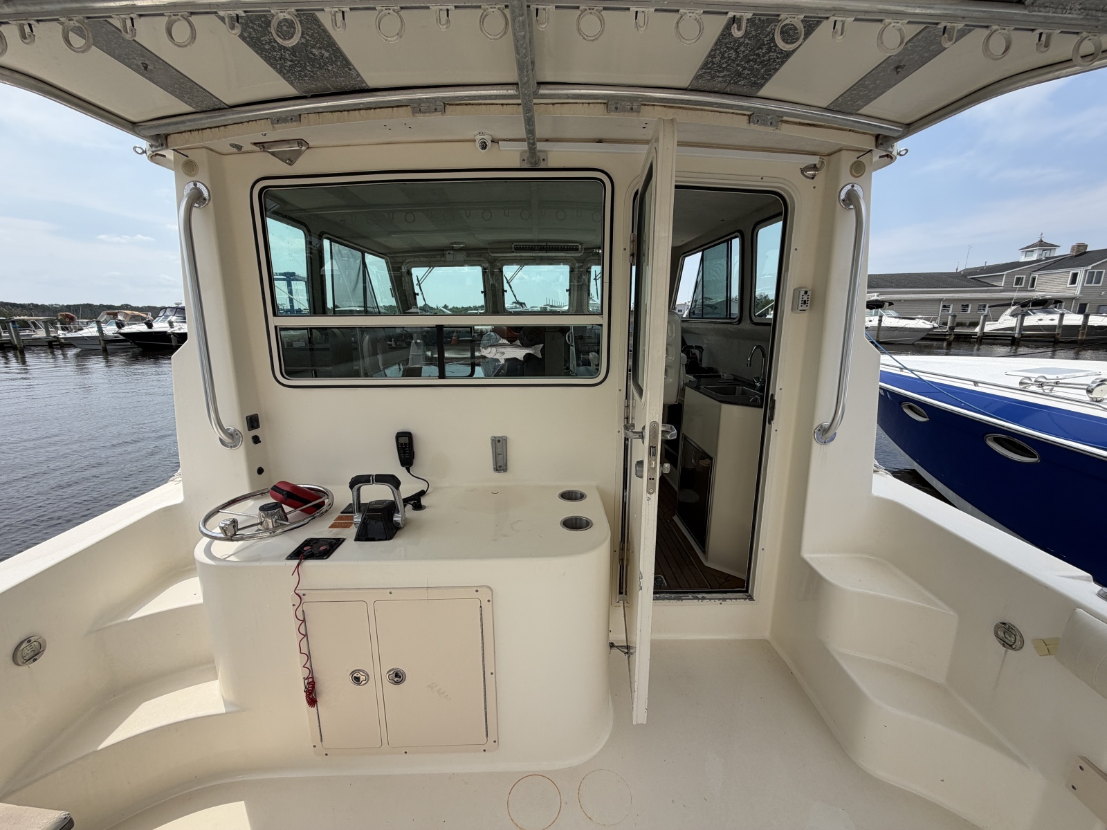 2009 Parker 3420 XLD Sport Cabin