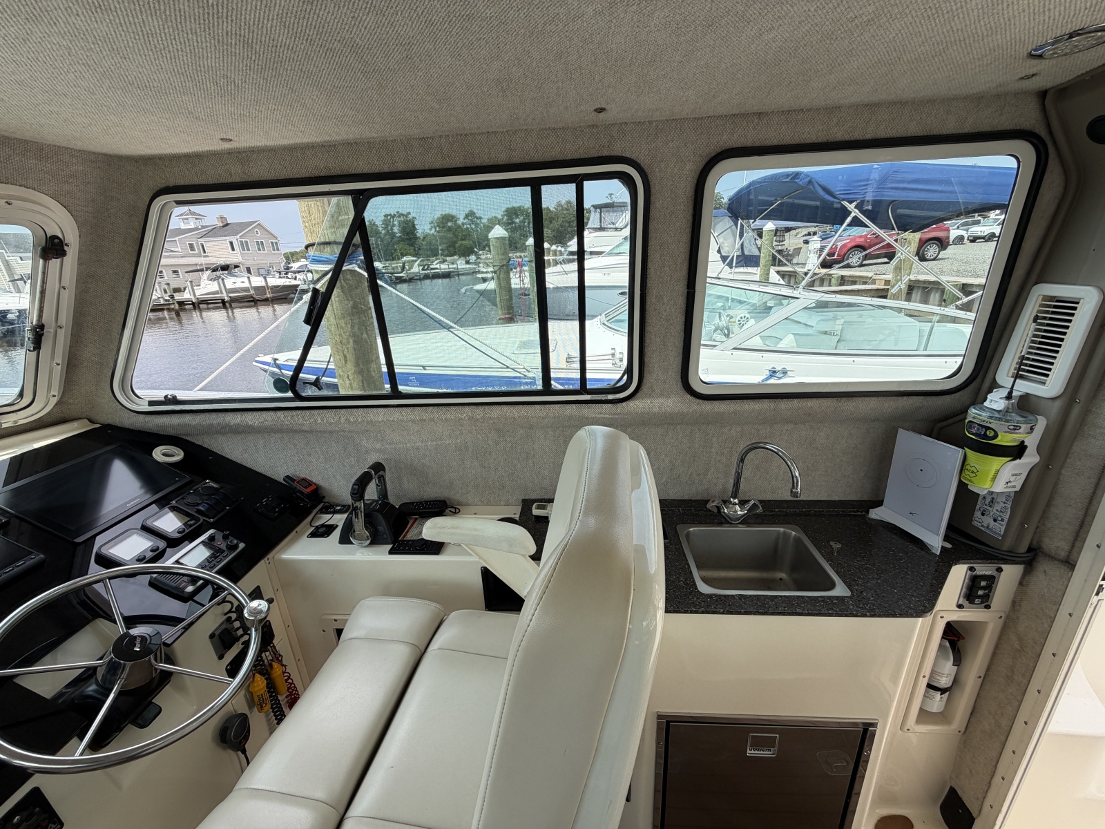 2009 Parker 3420 XLD Sport Cabin